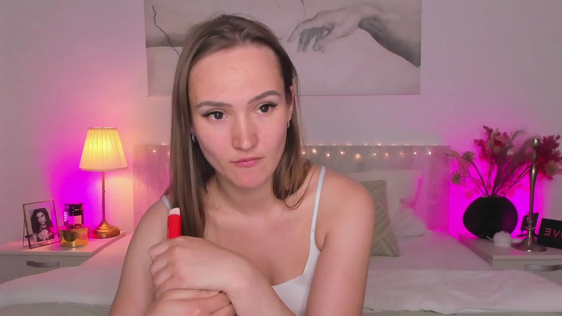 Gallery image thumbnail from im_mystery_'s myfreecams stream on, 06/12/2023, 24:03 image 10 of 20