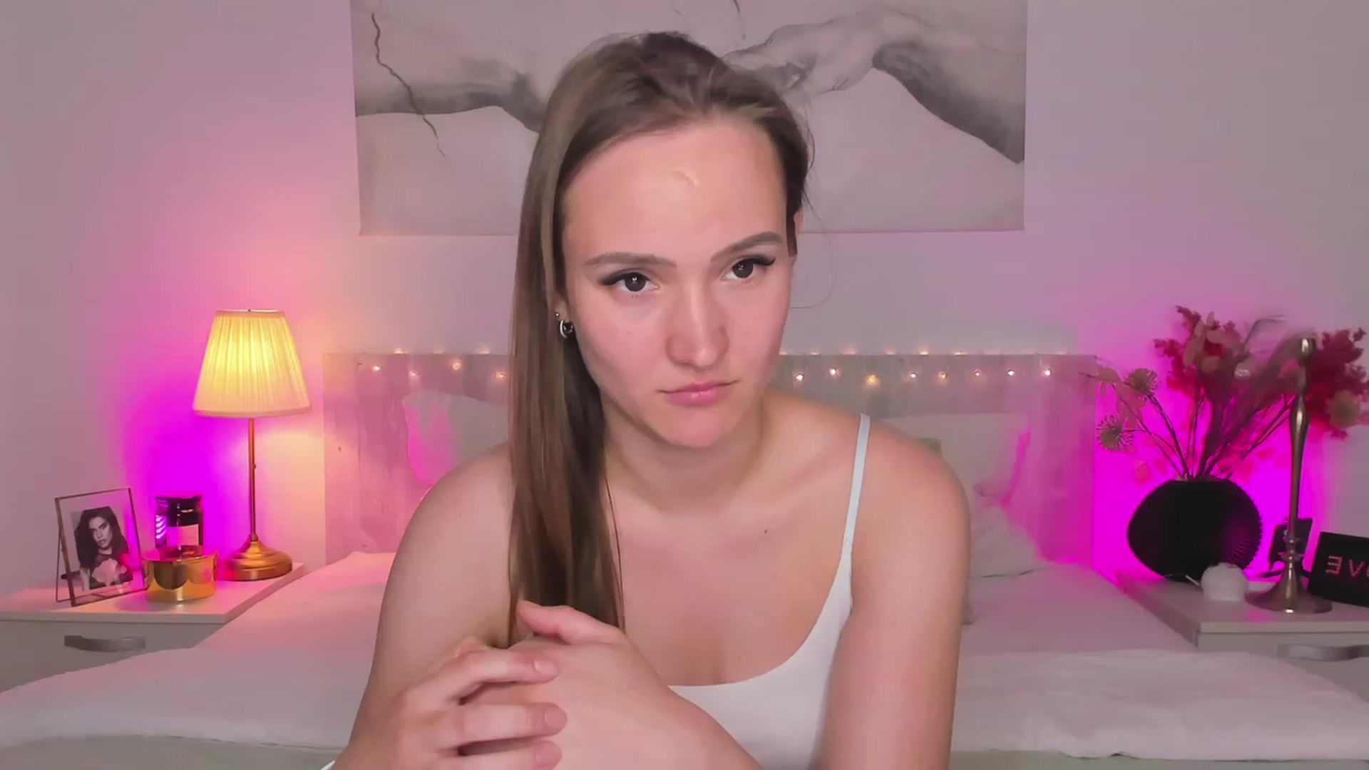 Gallery image thumbnail from im_mystery_'s myfreecams stream on, 06/12/2023, 24:03 image 6 of 20
