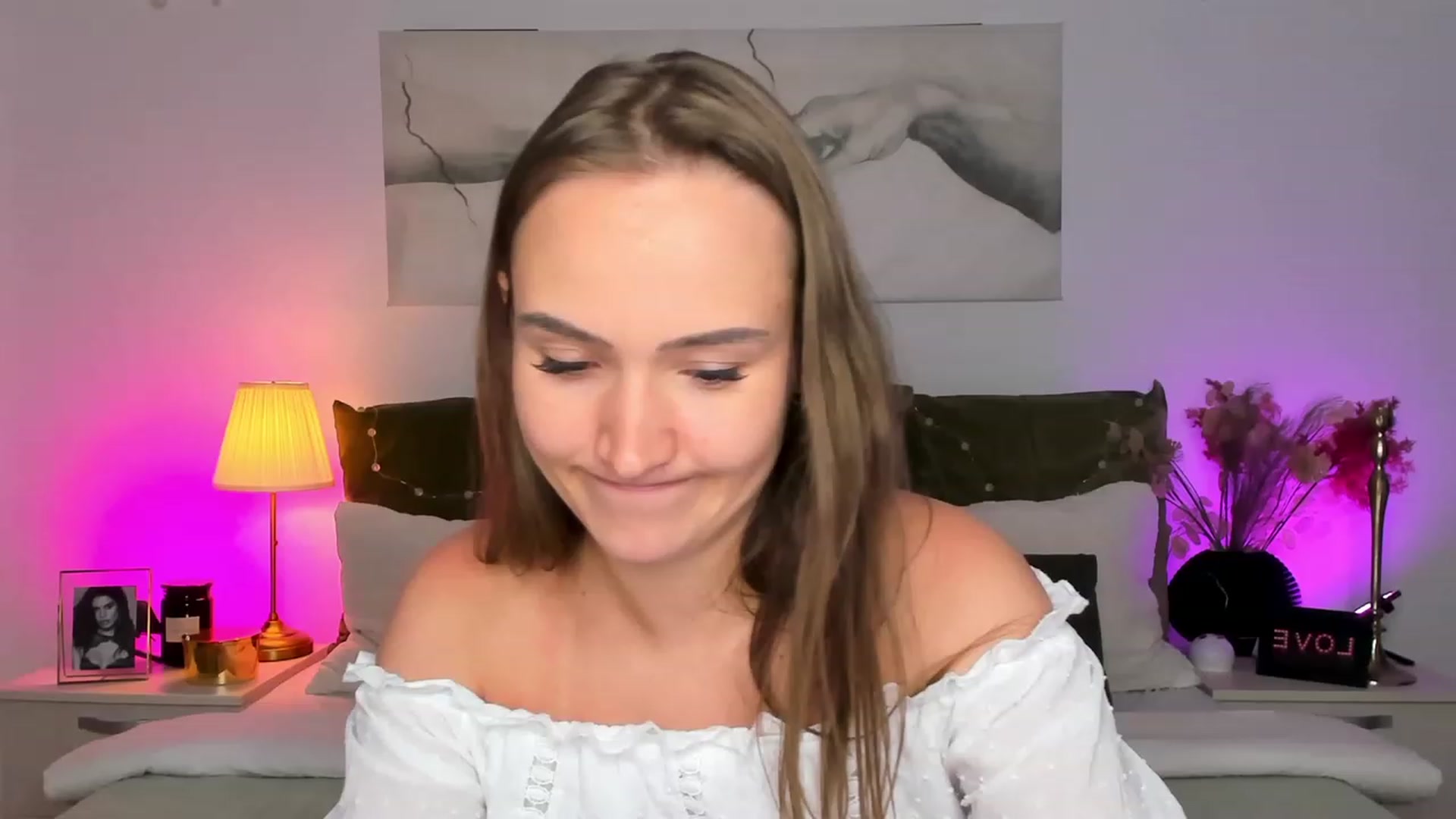 Gallery image thumbnail from im_mystery_'s myfreecams stream on, 06/25/2023, 18:29 image 1 of 20