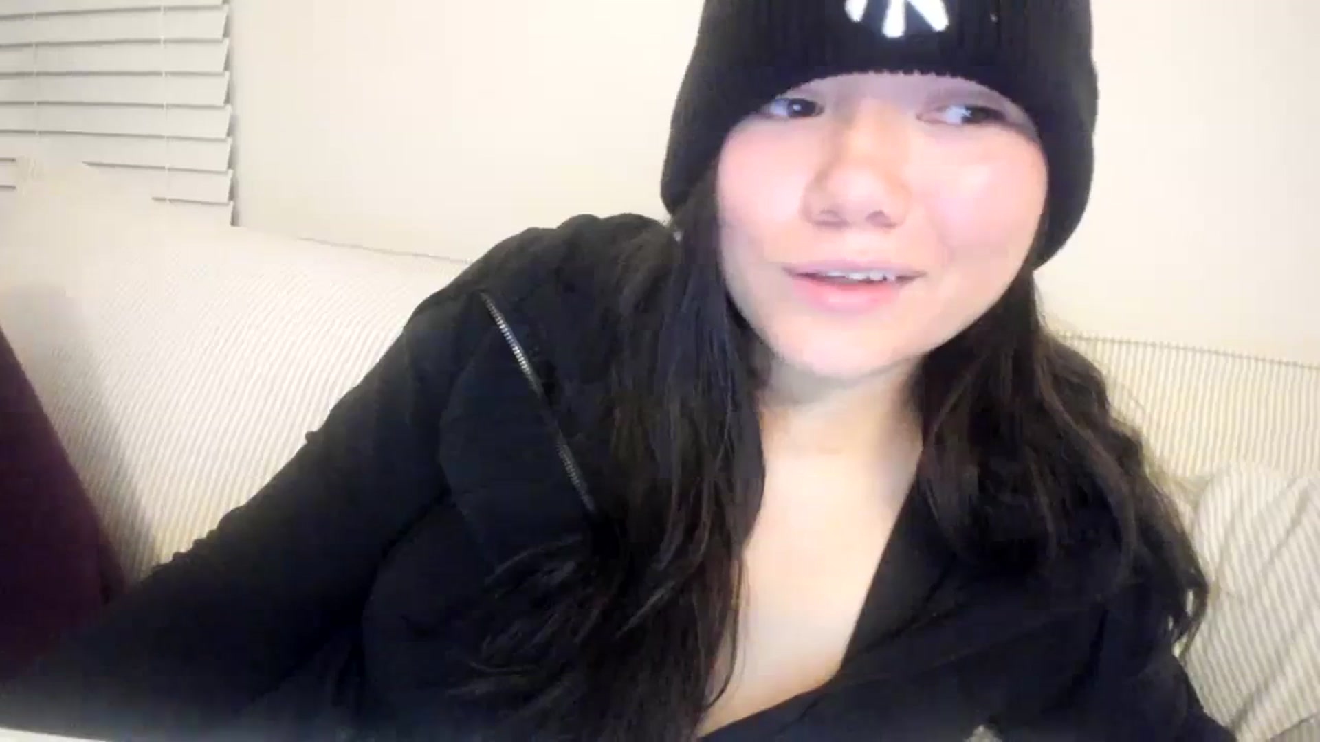 Gallery image thumbnail from imava's myfreecams stream on, 11/12/2023, 09:41 image 17 of 20