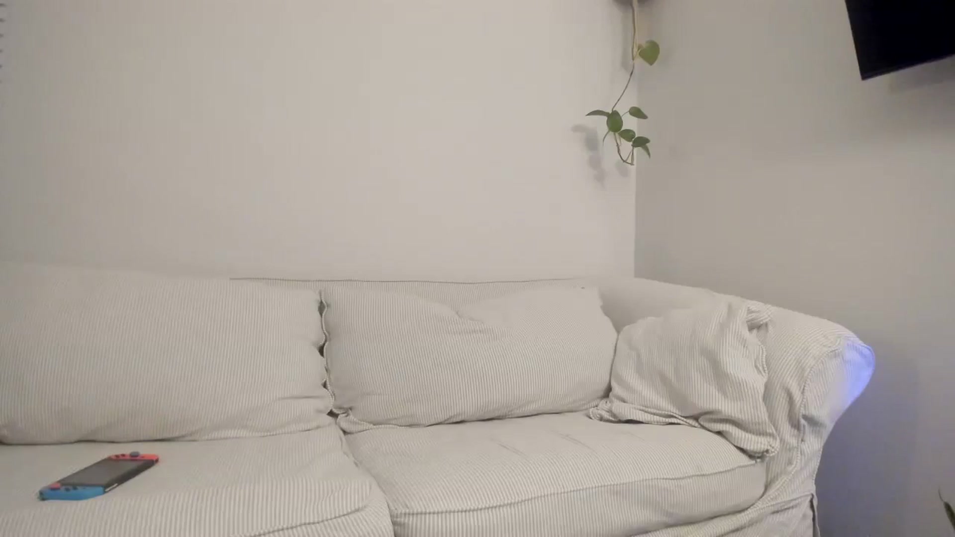 Gallery image thumbnail from imava's myfreecams stream on, 11/12/2023, 11:34 image 17 of 20