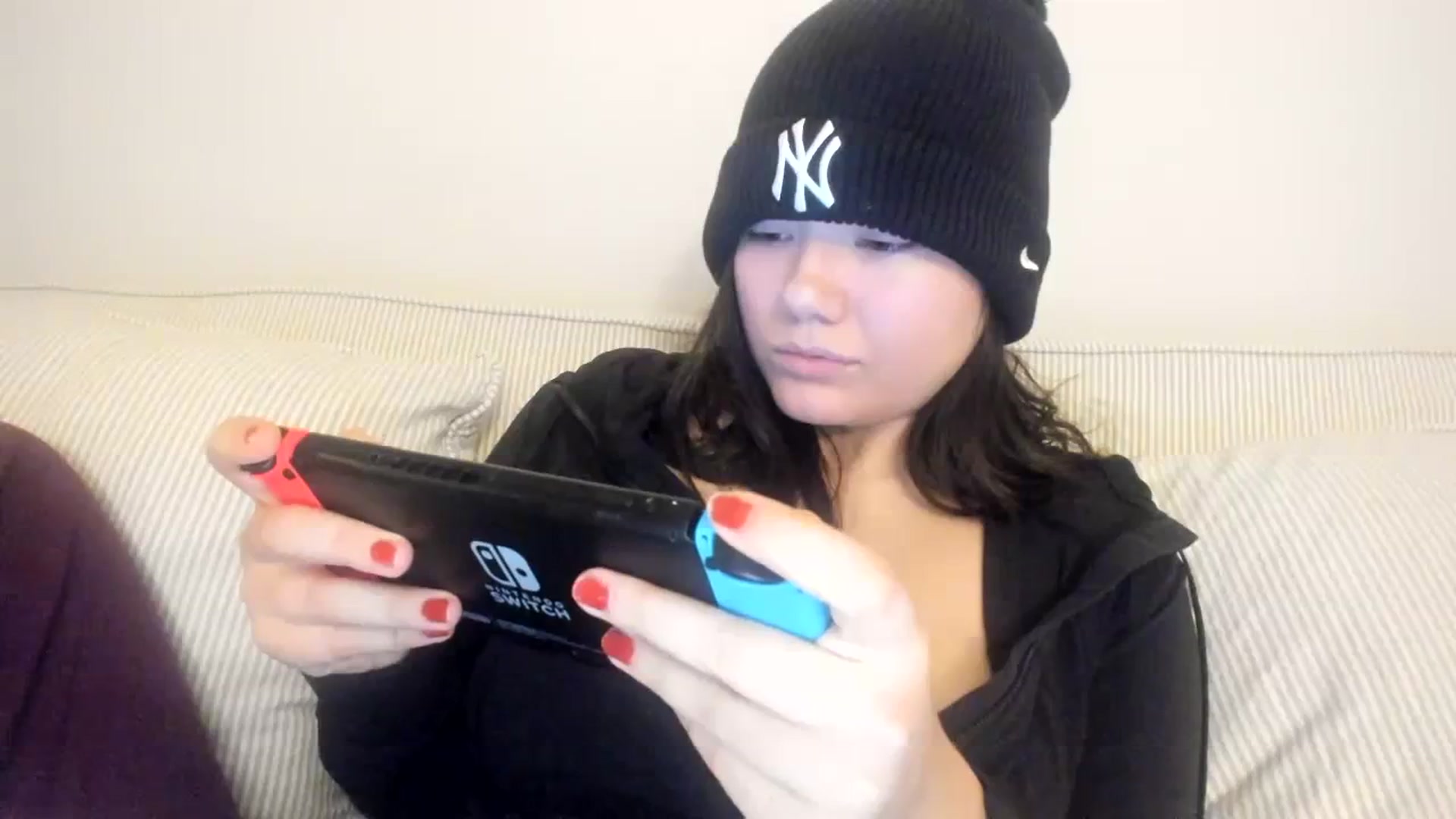 Gallery image thumbnail from imava's myfreecams stream on, 11/12/2023, 11:34 image 3 of 20
