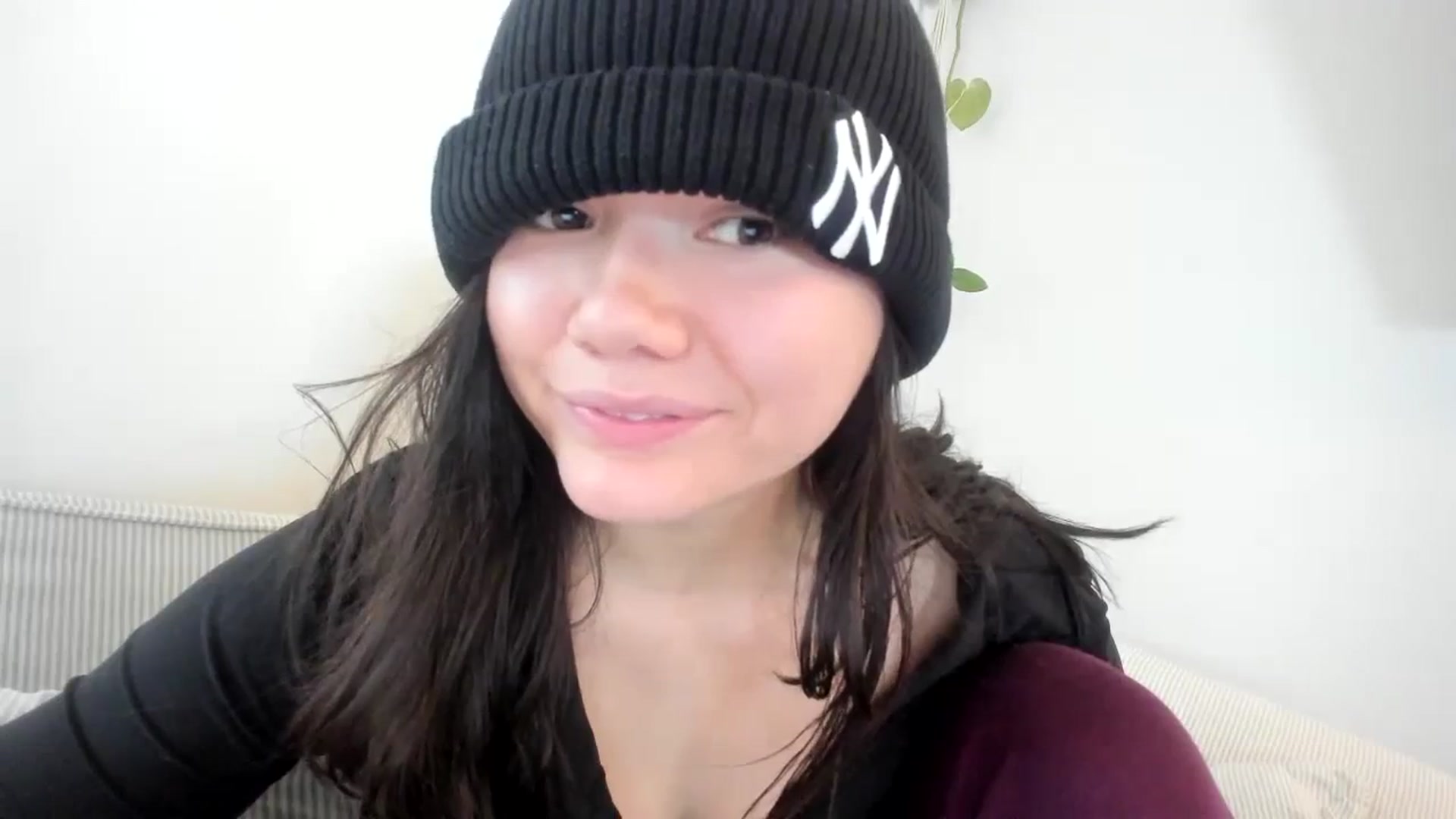 Gallery image thumbnail from imava's myfreecams stream on, 11/12/2023, 16:33 image 20 of 20