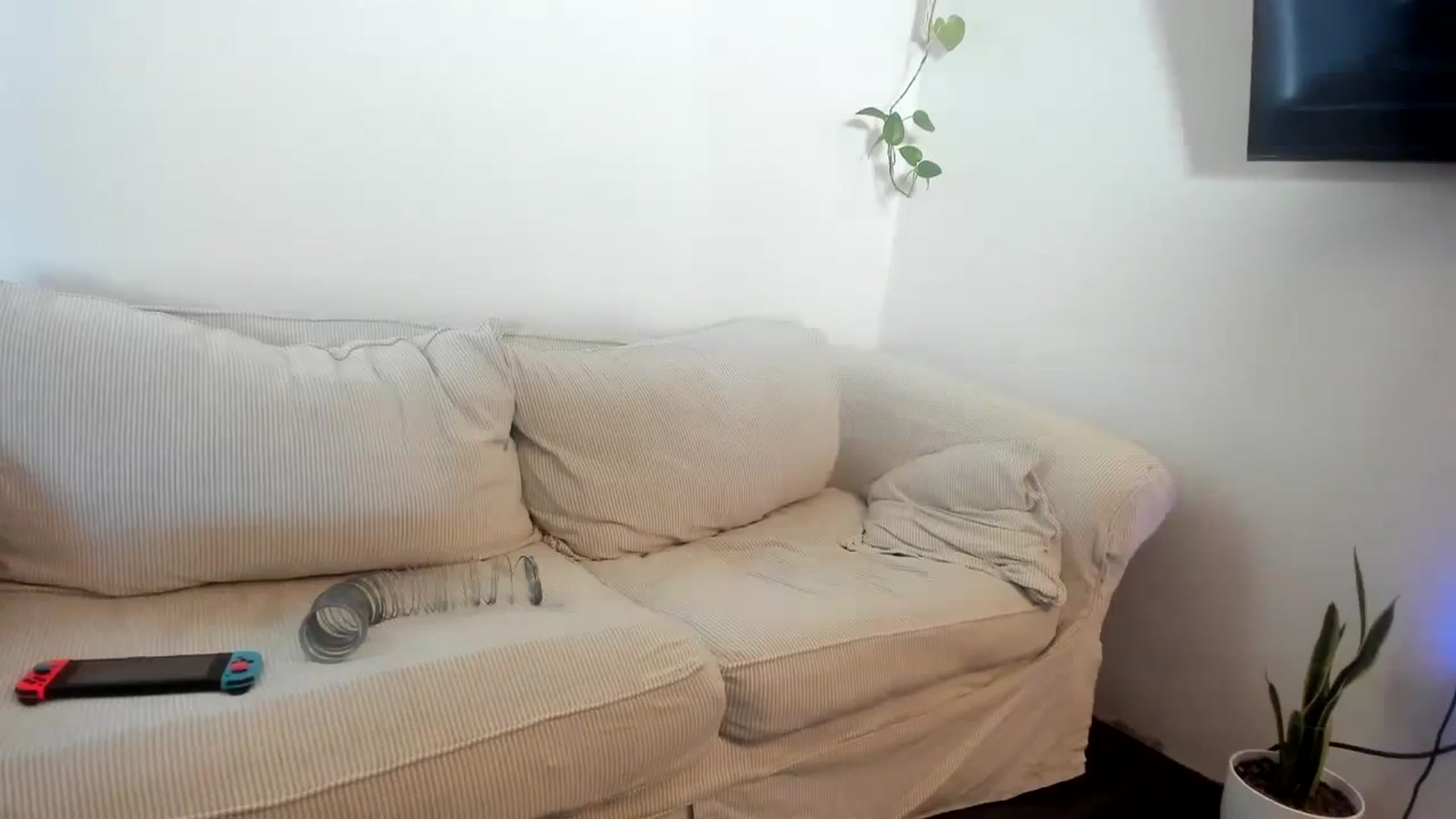 Gallery image thumbnail from imava's myfreecams stream on, 11/12/2023, 20:19 image 16 of 20