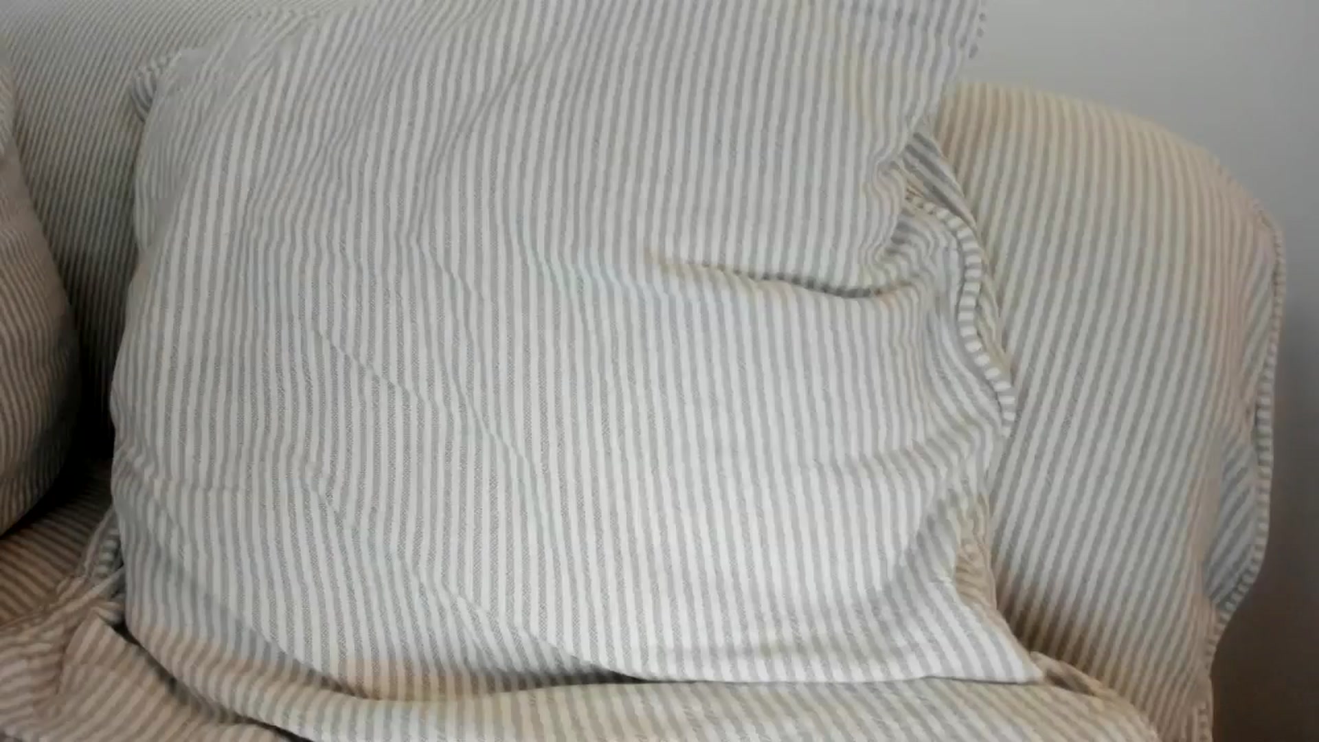 Gallery image thumbnail from imava's myfreecams stream on, 11/12/2023, 21:48 image 13 of 20