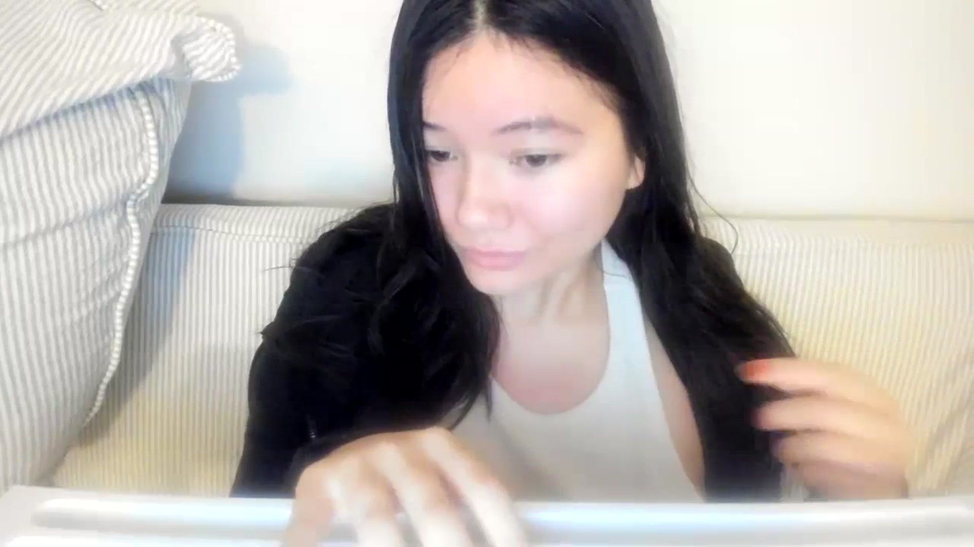 Gallery image thumbnail from imava's myfreecams stream on, 11/13/2023, 09:23 image 8 of 20