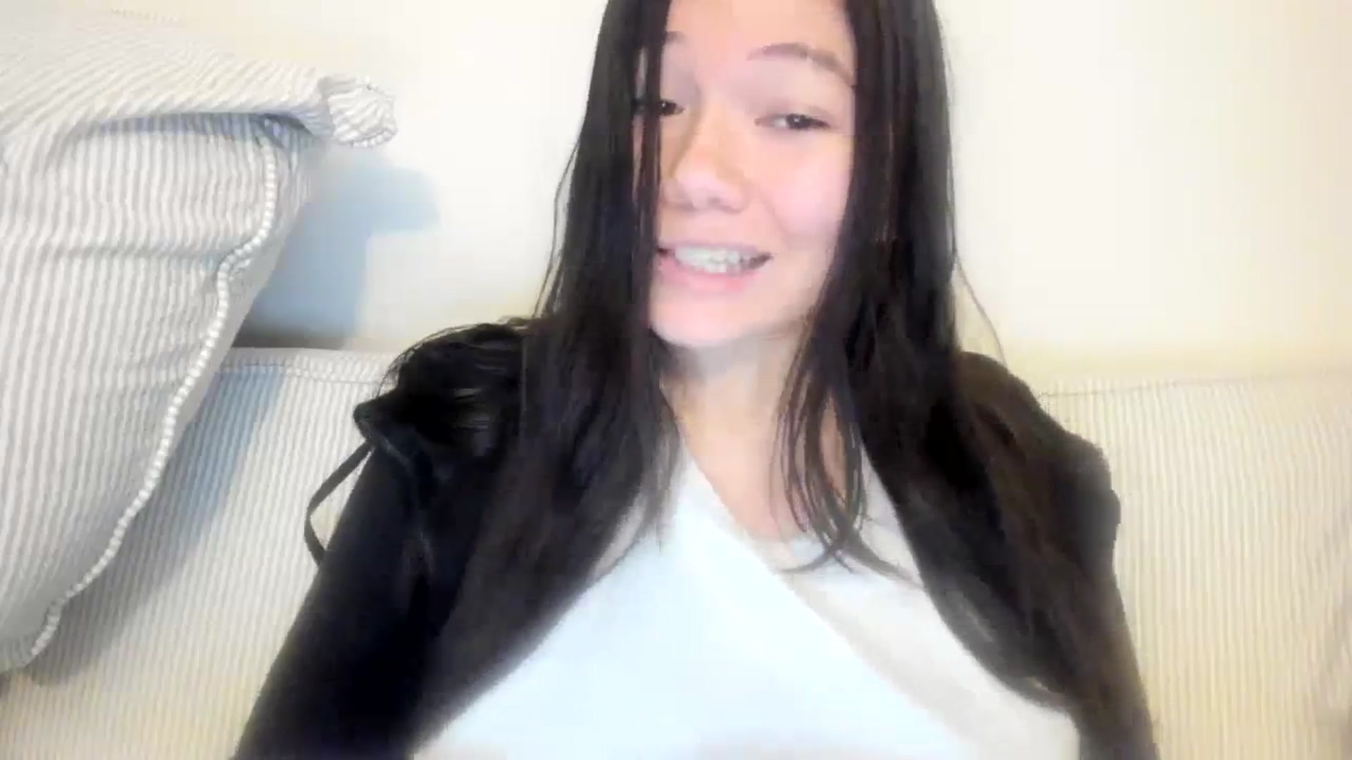 Gallery image thumbnail from imava's myfreecams stream on, 11/13/2023, 09:23 image 6 of 20
