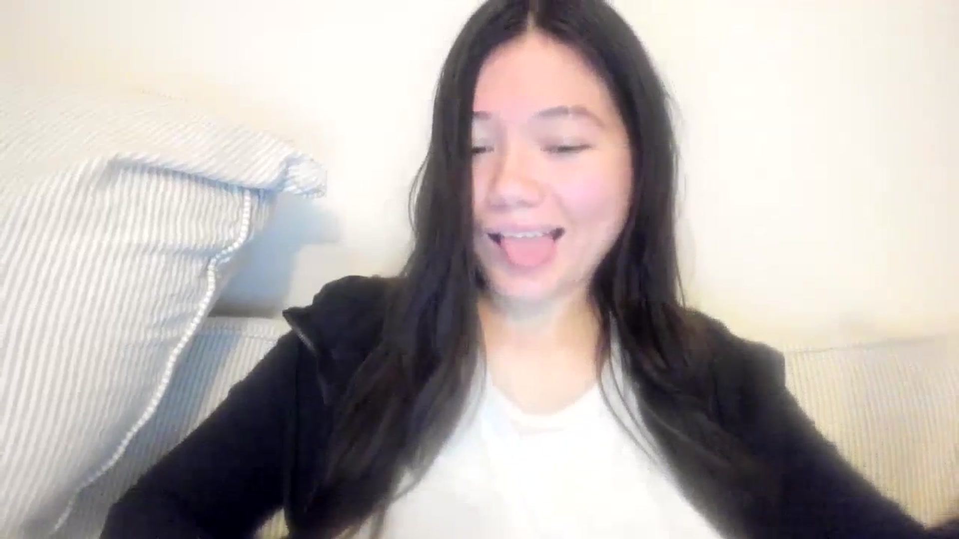 Gallery image thumbnail from imava's myfreecams stream on, 11/13/2023, 10:29 image 18 of 20