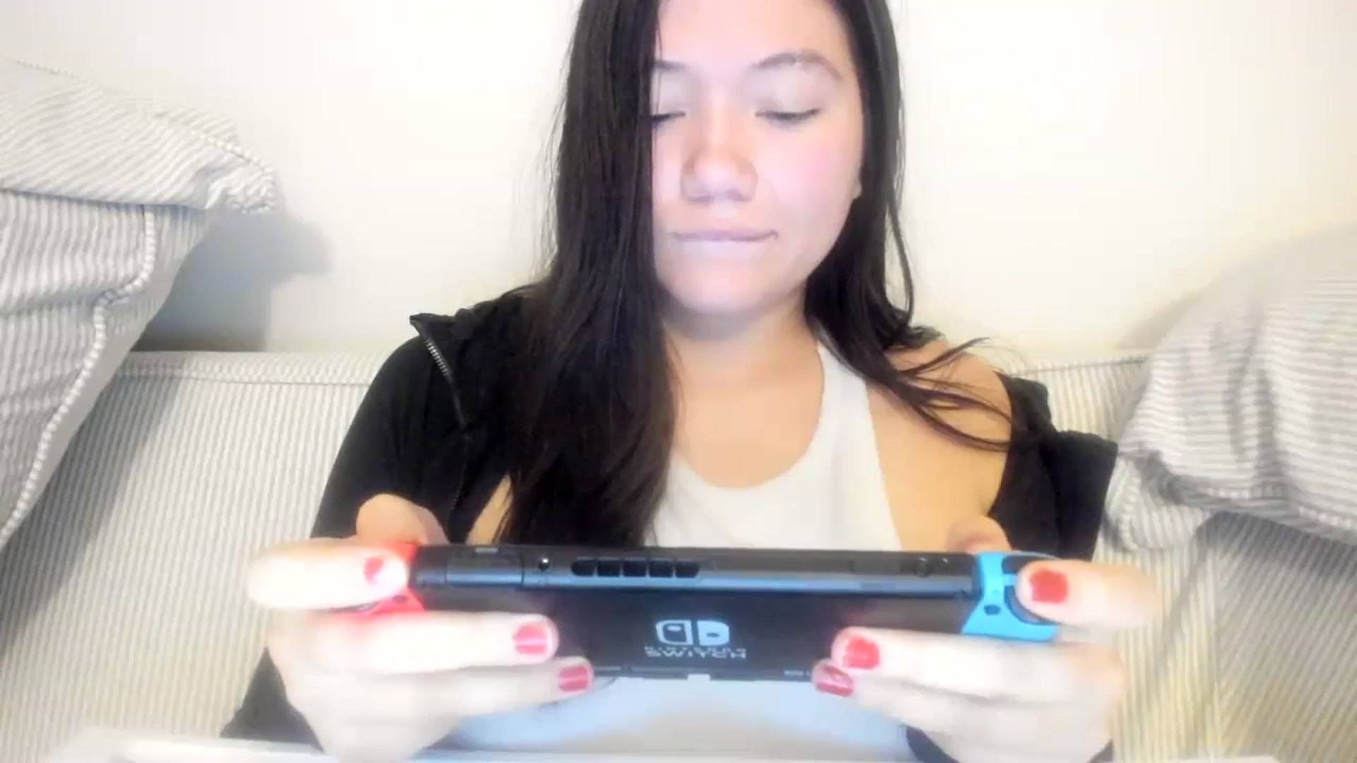 Gallery image thumbnail from imava's myfreecams stream on, 11/13/2023, 11:51 image 17 of 20