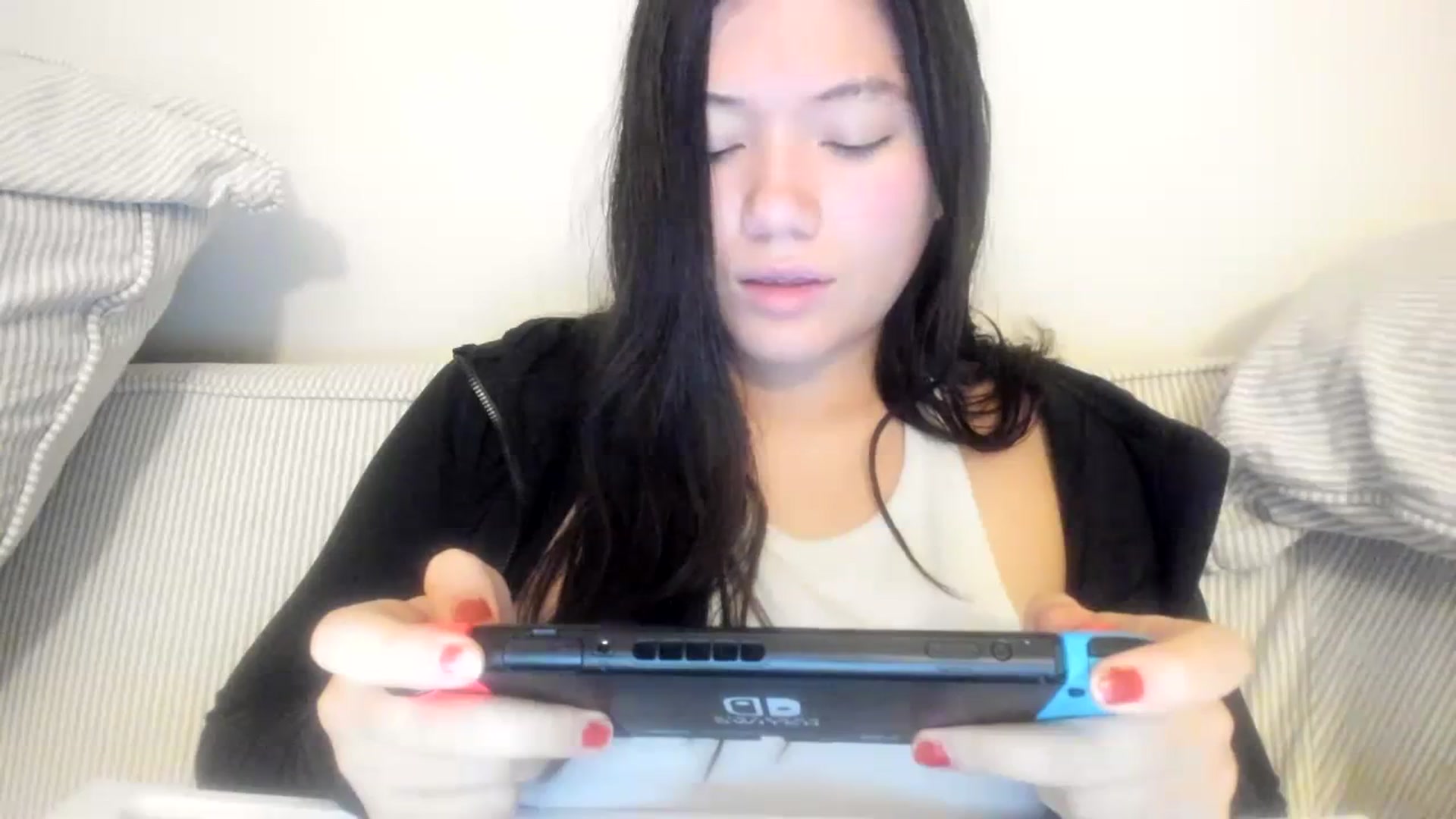 Gallery image thumbnail from imava's myfreecams stream on, 11/13/2023, 11:51 image 20 of 20