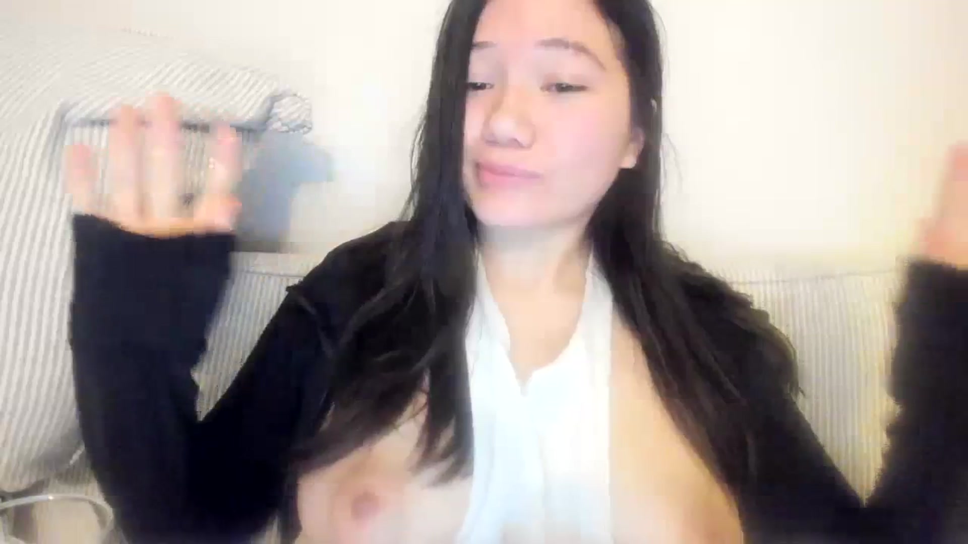 Gallery image thumbnail from imava's myfreecams stream on, 11/13/2023, 11:51 image 4 of 20