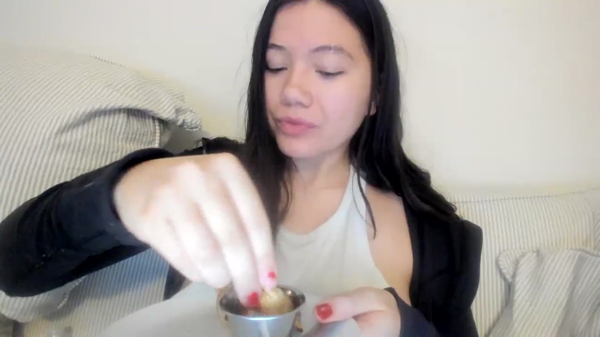 Gallery image thumbnail from imava's myfreecams stream on, 11/13/2023, 13:56 image 9 of 20