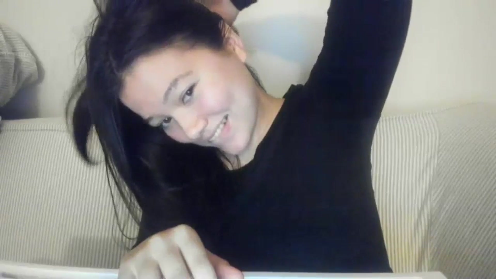 Gallery image thumbnail from imava's myfreecams stream on, 11/16/2023, 08:41 image 15 of 20