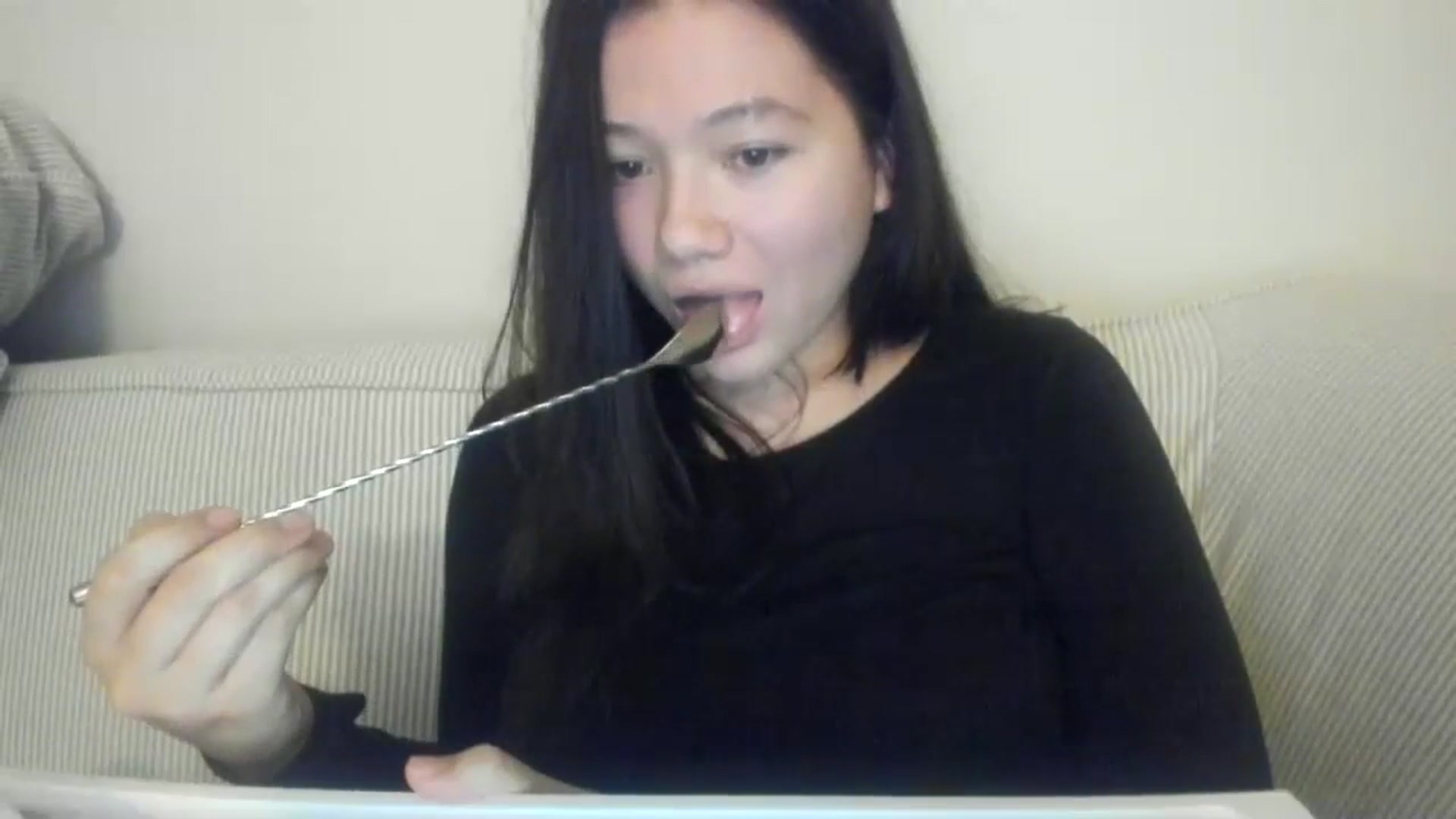 Gallery image thumbnail from imava's myfreecams stream on, 11/16/2023, 08:41 image 12 of 20