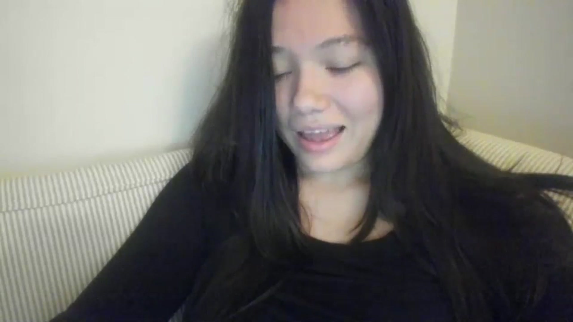 Gallery image thumbnail from imava's myfreecams stream on, 11/16/2023, 09:18 image 13 of 20