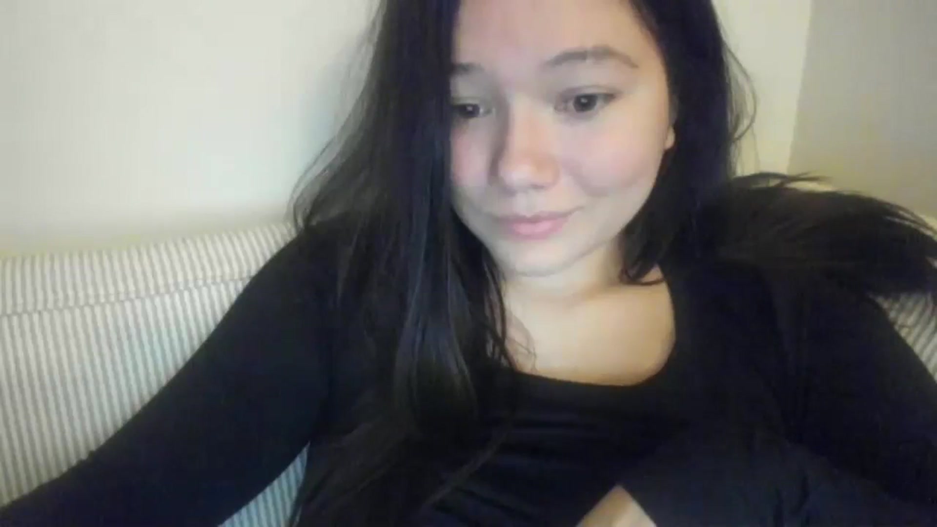 Gallery image thumbnail from imava's myfreecams stream on, 11/16/2023, 09:30 image 18 of 20