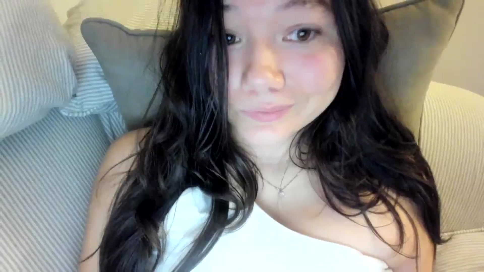 Gallery image thumbnail from imava's myfreecams stream on, 11/18/2023, 11:31 image 16 of 20