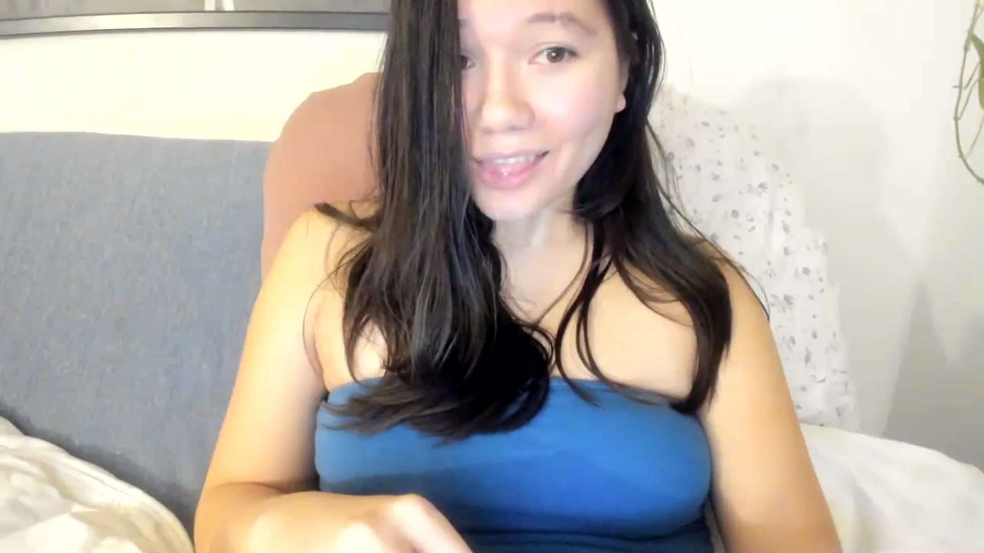 Gallery image thumbnail from imava's myfreecams stream on, 11/20/2023, 19:03 image 18 of 20