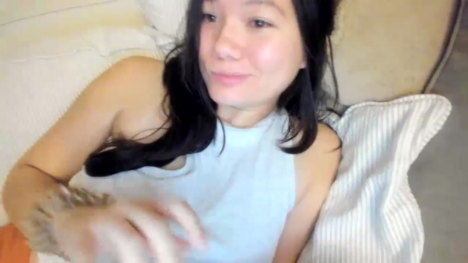 Gallery image thumbnail from imava's myfreecams stream on, 11/21/2023, 06:34 image 17 of 20