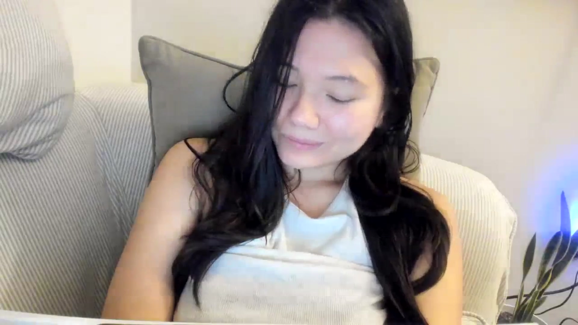 Gallery image thumbnail from imava's myfreecams stream on, 11/21/2023, 08:23 image 13 of 20