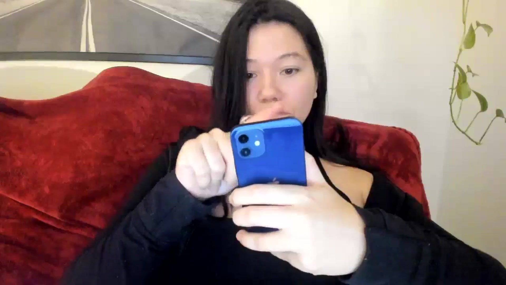 Gallery image thumbnail from imava's myfreecams stream on, 11/22/2023, 16:14 image 8 of 20