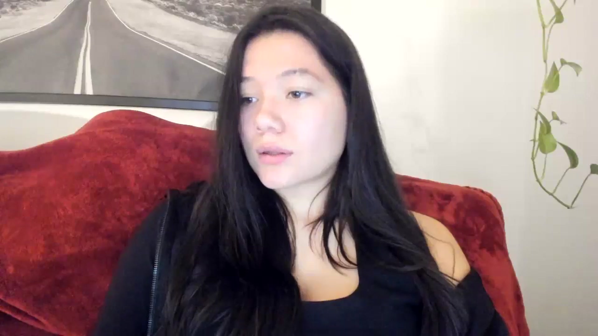 Gallery image thumbnail from imava's myfreecams stream on, 11/22/2023, 16:14 image 6 of 20