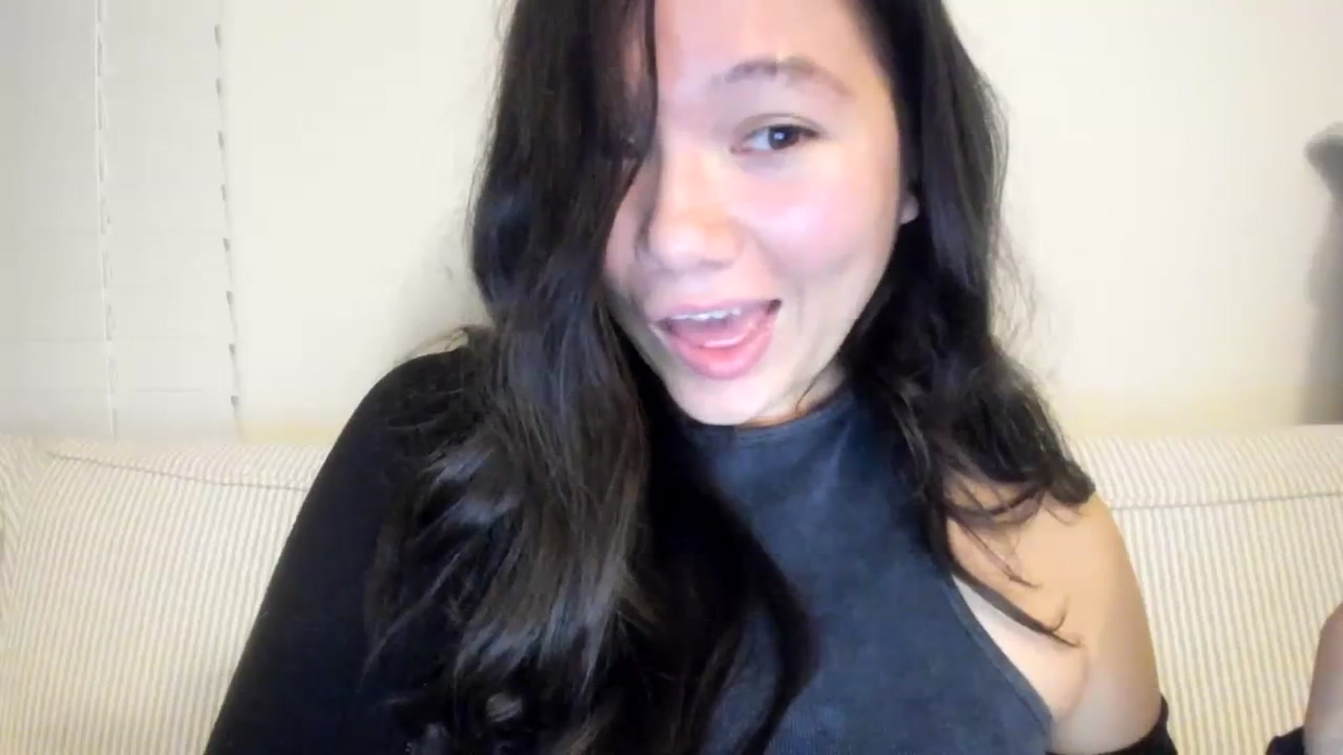 Gallery image thumbnail from imava's myfreecams stream on, 11/27/2023, 08:32 image 12 of 20
