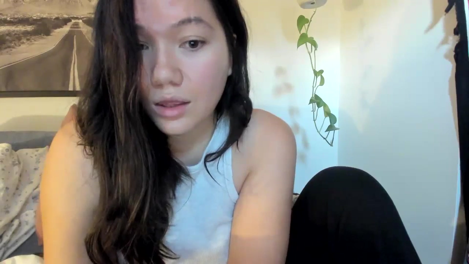 Gallery image thumbnail from imava's myfreecams stream on, 11/27/2023, 23:05 image 3 of 20