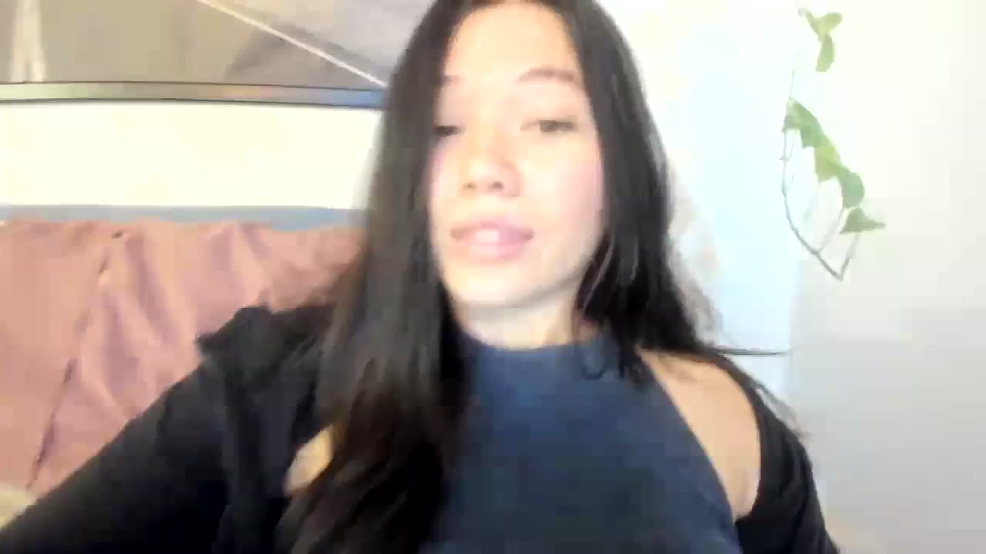 Gallery image thumbnail from imava's myfreecams stream on, 11/28/2023, 18:03 image 1 of 20