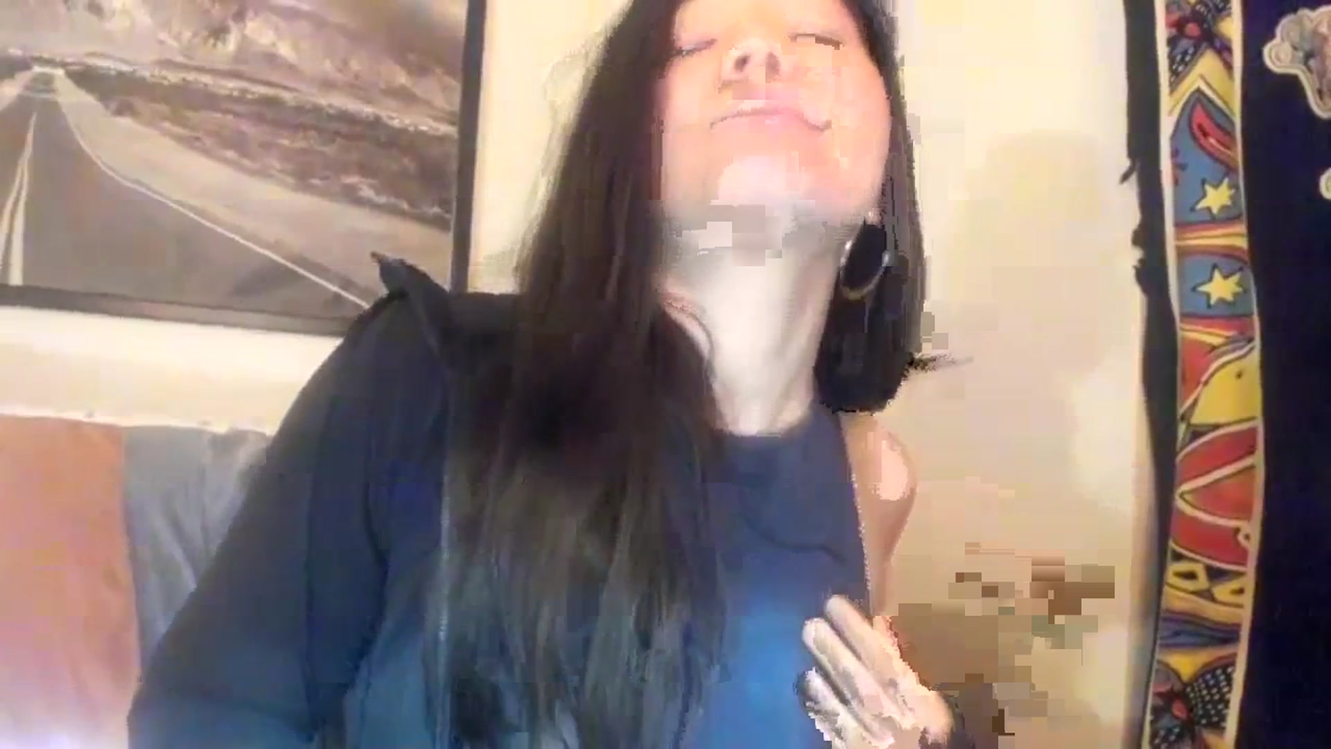 Gallery image thumbnail from imava's myfreecams stream on, 12/03/2023, 19:14 image 5 of 20
