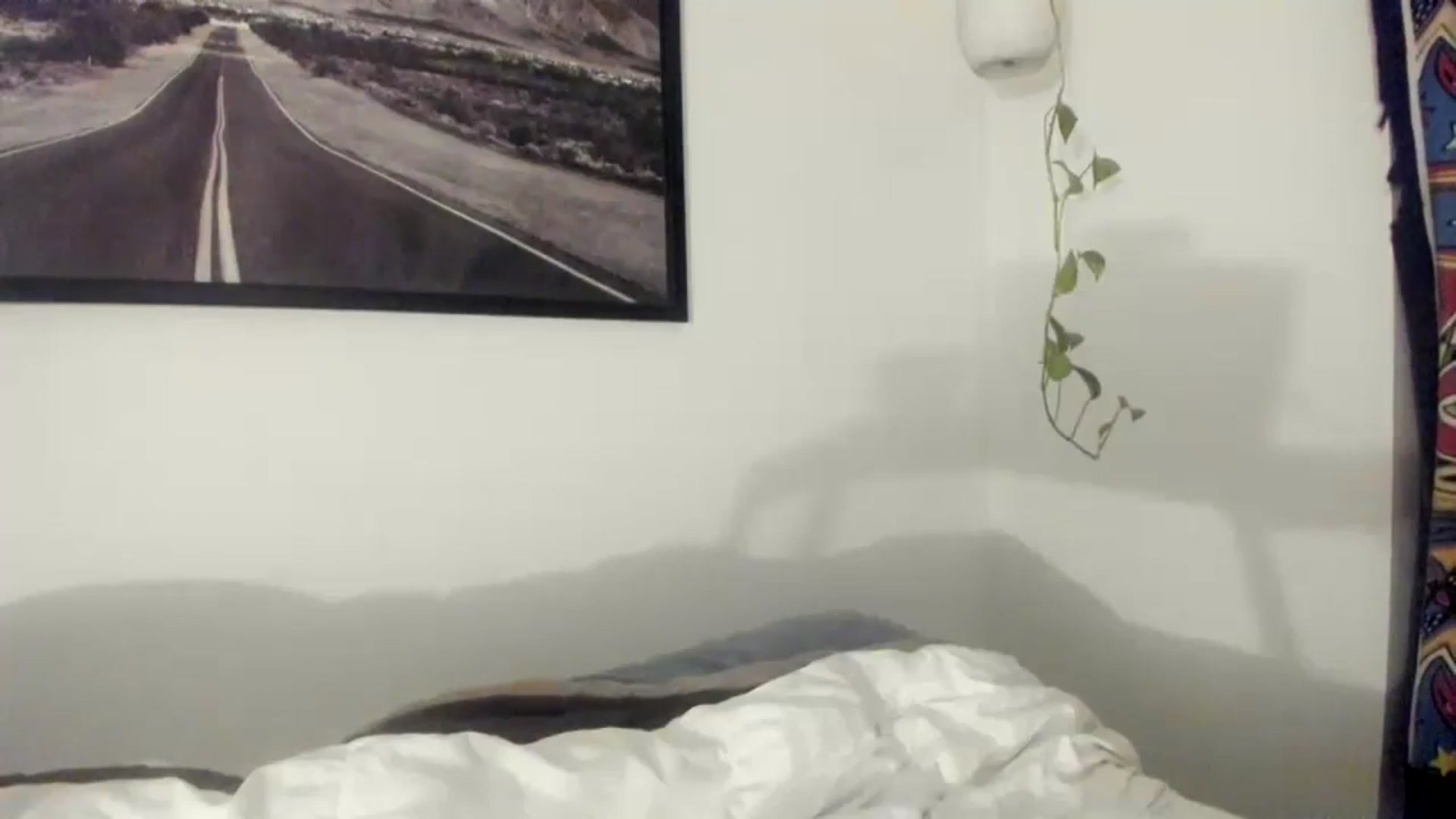 Gallery image thumbnail from imava's myfreecams stream on, 12/04/2023, 19:21 image 14 of 20