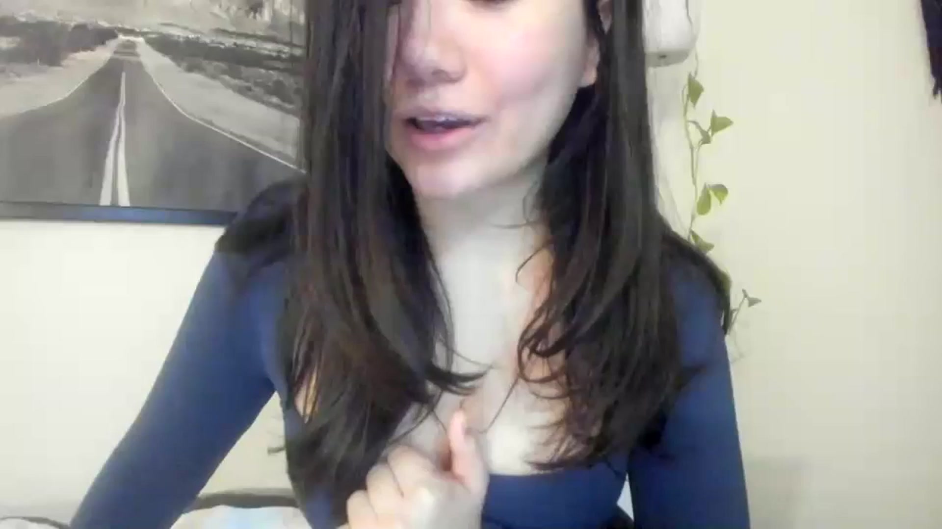 Gallery image thumbnail from imava's myfreecams stream on, 12/04/2023, 19:21 image 1 of 20