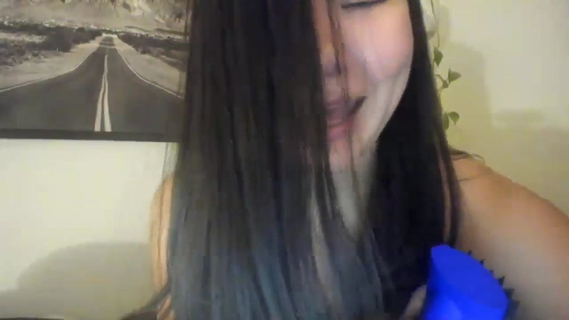 Gallery image thumbnail from imava's myfreecams stream on, 12/04/2023, 19:21 image 18 of 20