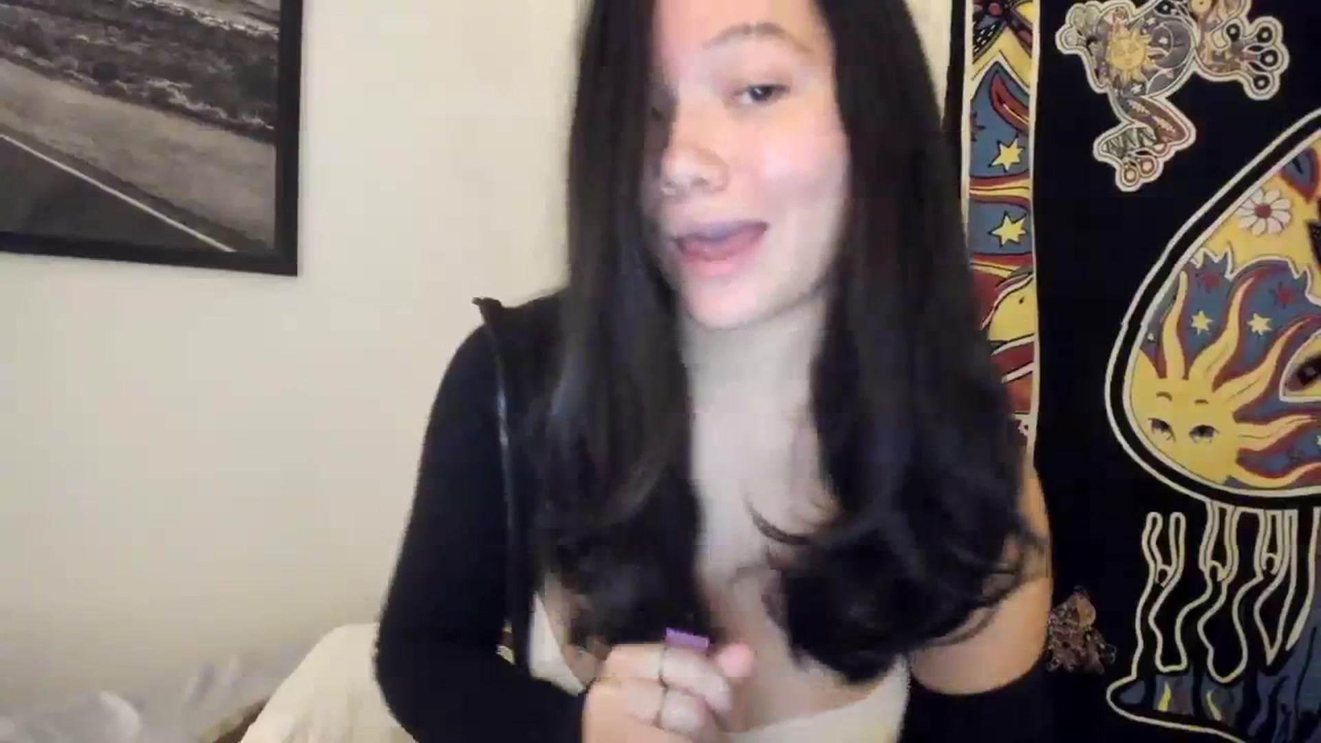 Gallery image thumbnail from imava's myfreecams stream on, 12/07/2023, 05:19 image 17 of 20