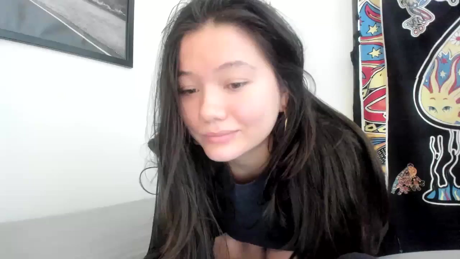 Gallery image thumbnail from imava's myfreecams stream on, 12/08/2023, 17:43 image 13 of 20