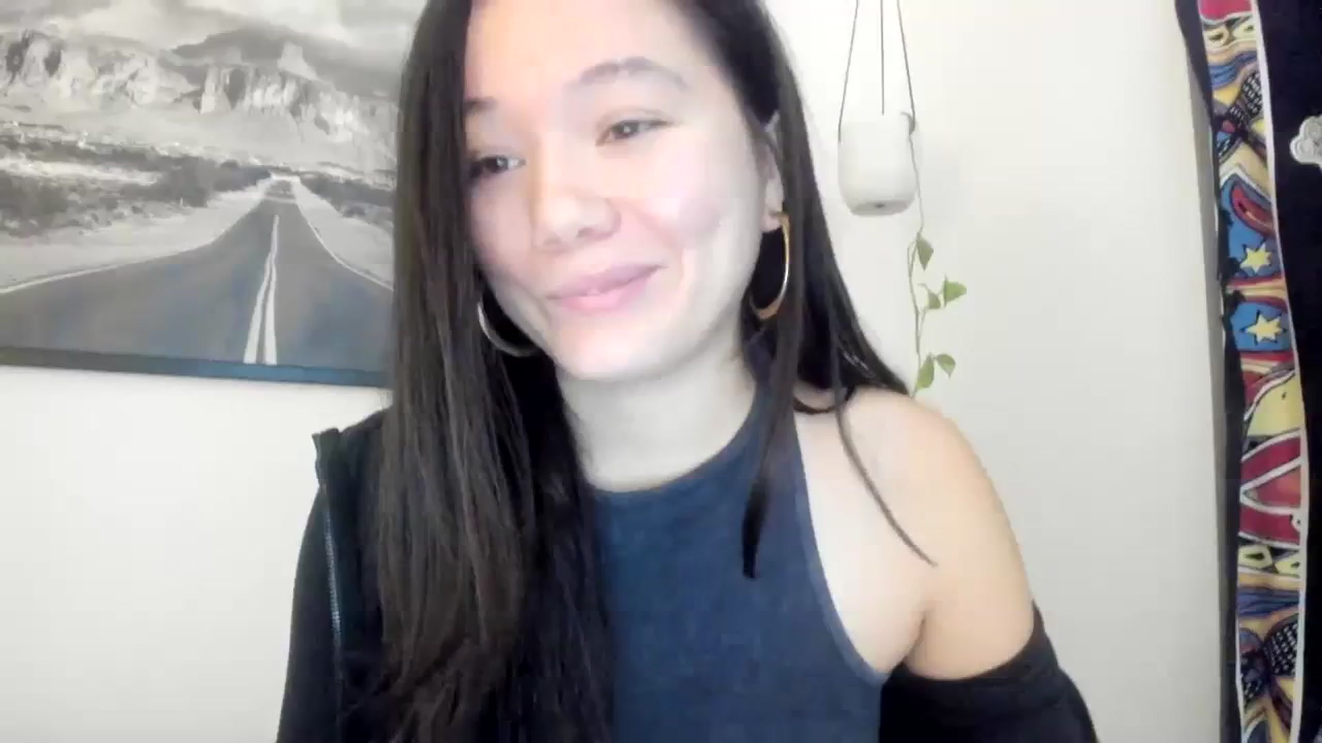 Gallery image thumbnail from imava's myfreecams stream on, 12/08/2023, 20:07 image 5 of 20