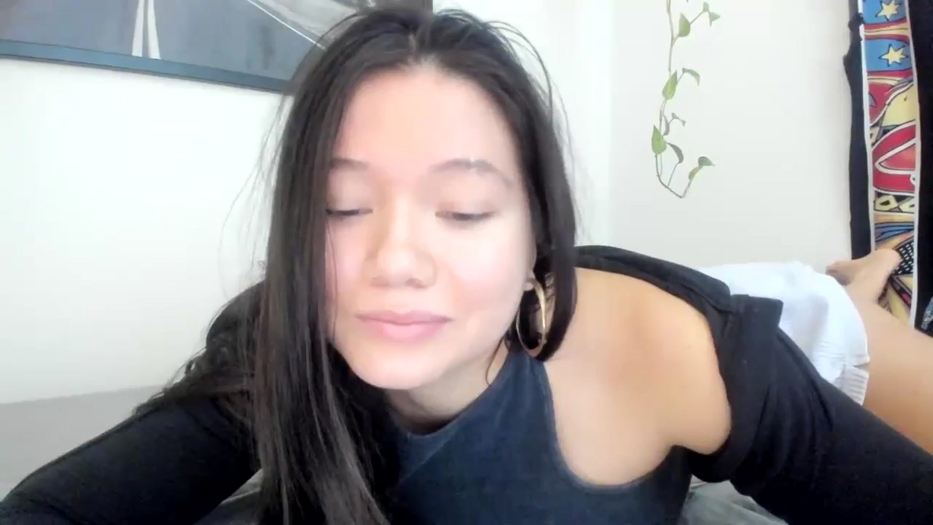 Gallery image thumbnail from imava's myfreecams stream on, 12/08/2023, 20:07 image 1 of 20
