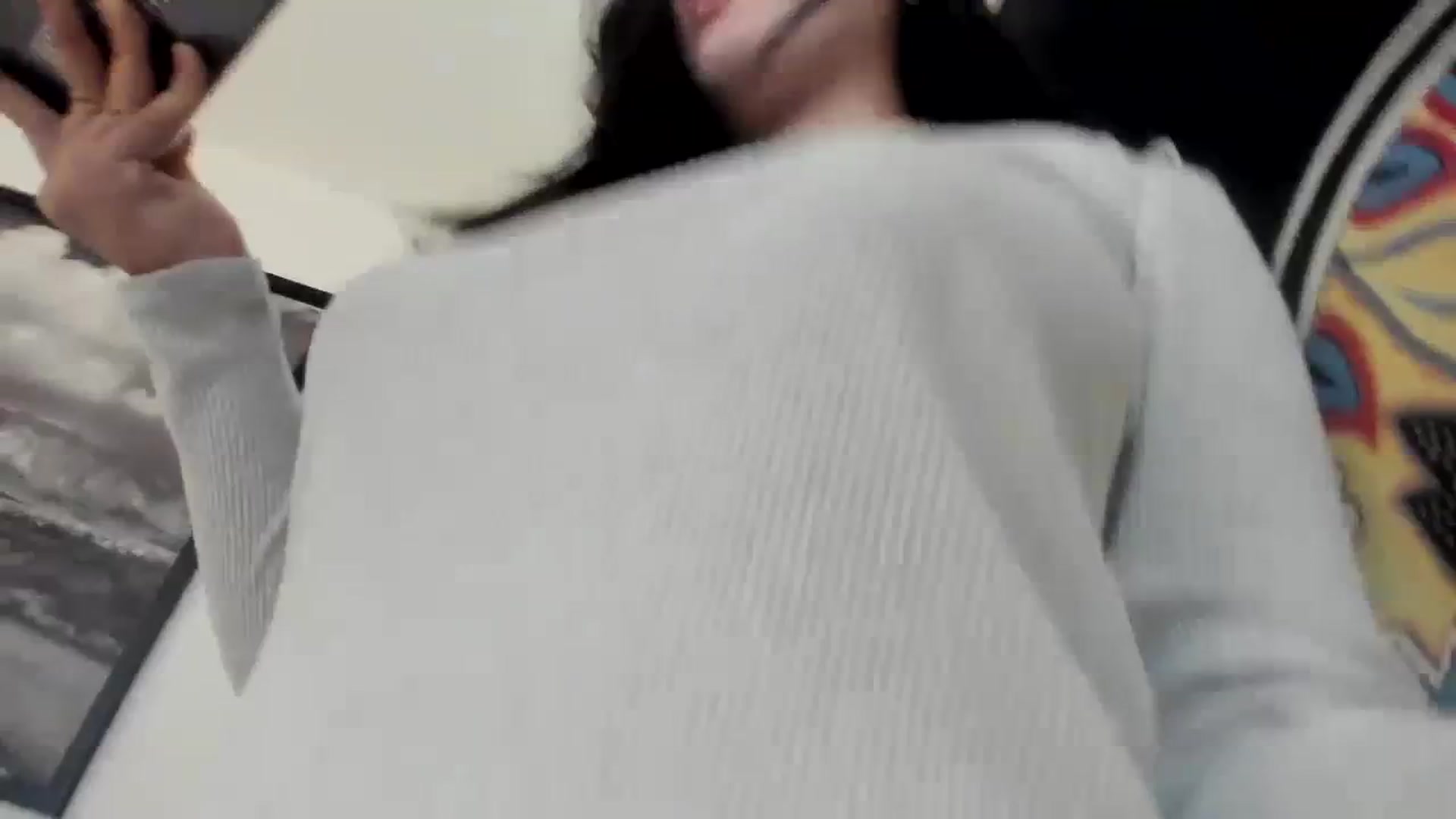 Gallery image thumbnail from imava's myfreecams stream on, 12/09/2023, 17:11 image 12 of 20