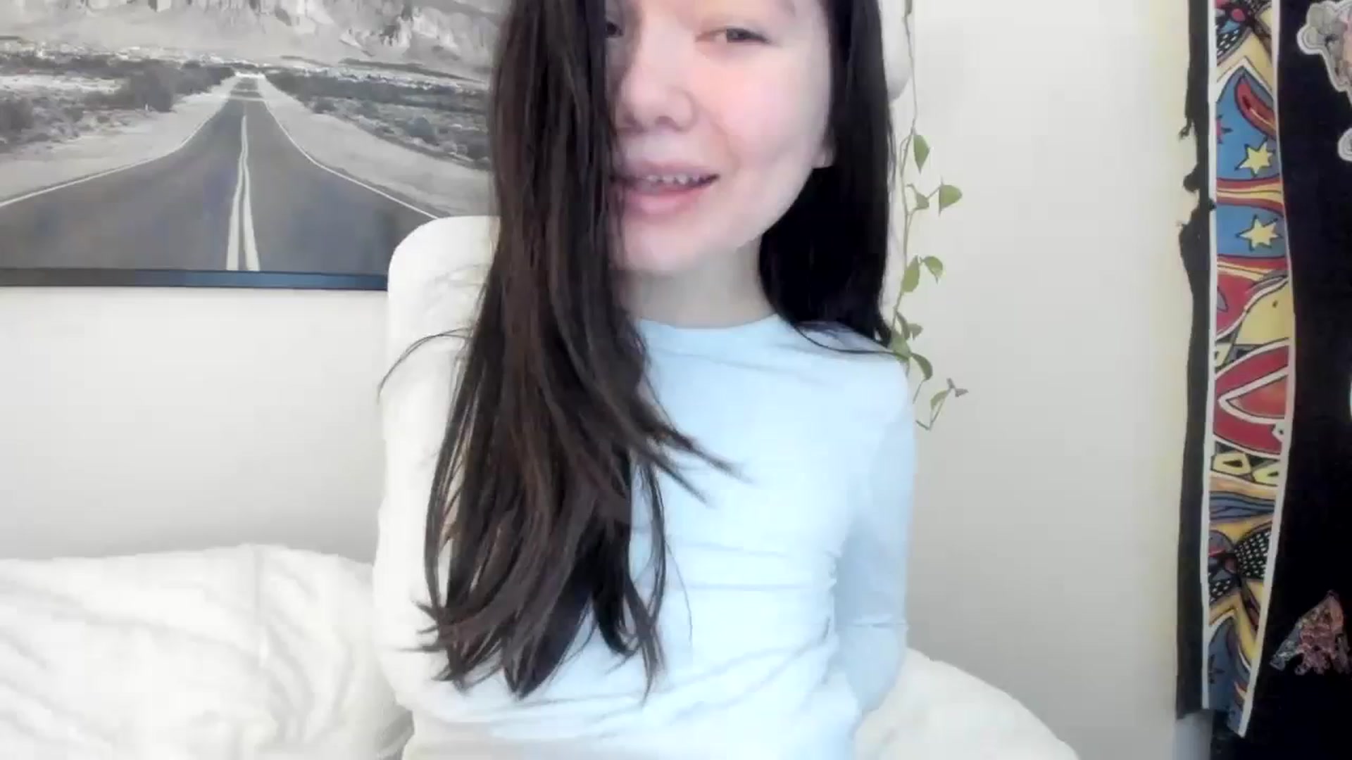 Gallery image thumbnail from imava's myfreecams stream on, 12/09/2023, 17:11 image 5 of 20