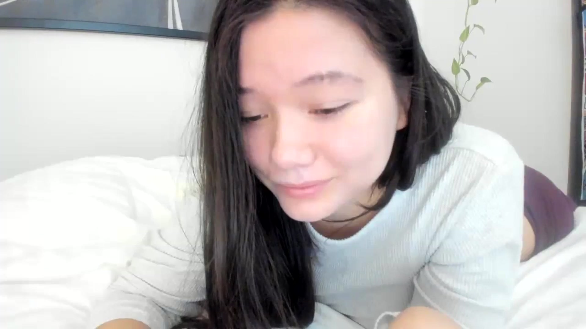 Gallery image thumbnail from imava's myfreecams stream on, 12/09/2023, 17:33 image 8 of 20