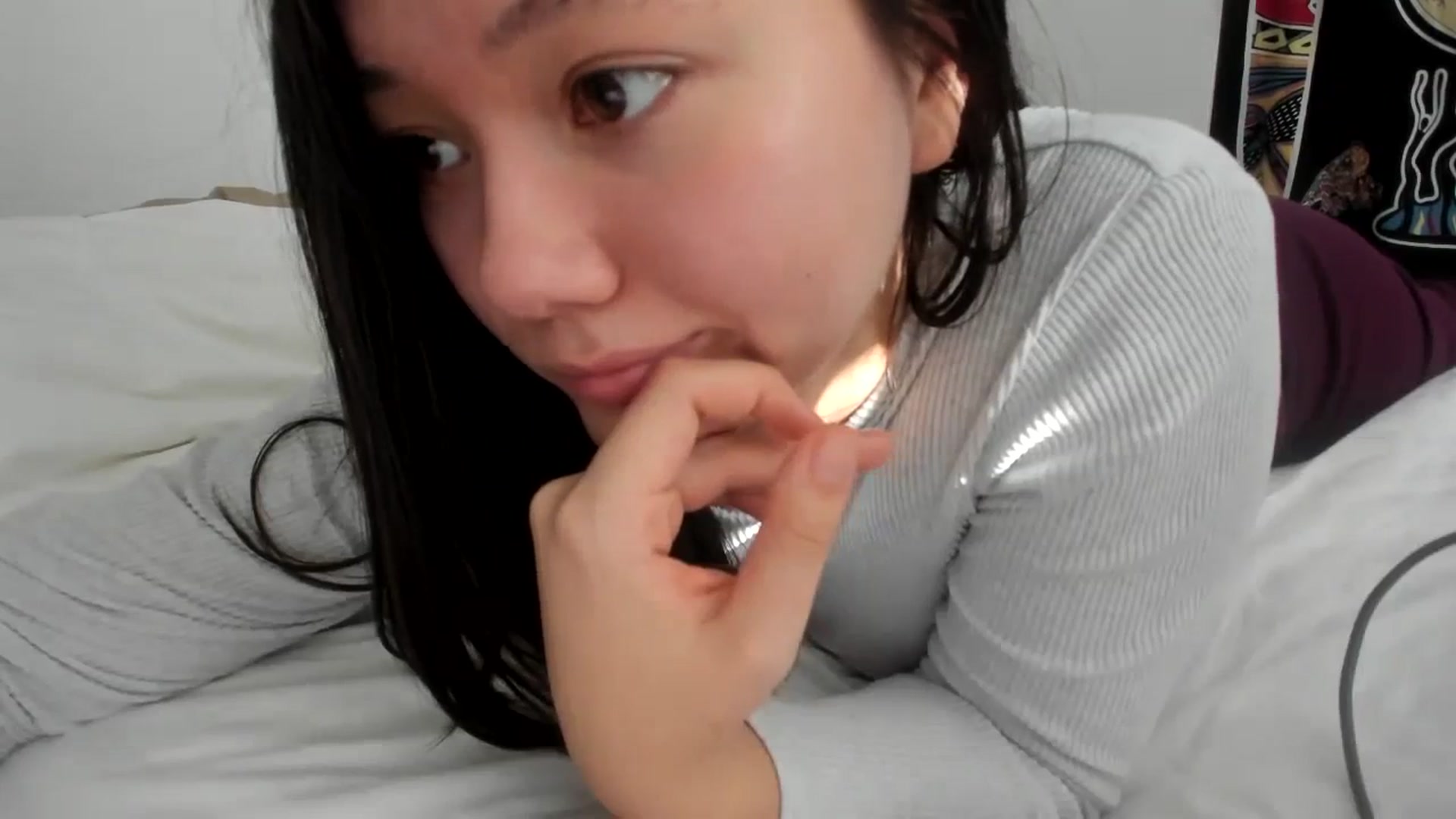 Gallery image thumbnail from imava's myfreecams stream on, 12/09/2023, 18:53 image 15 of 20