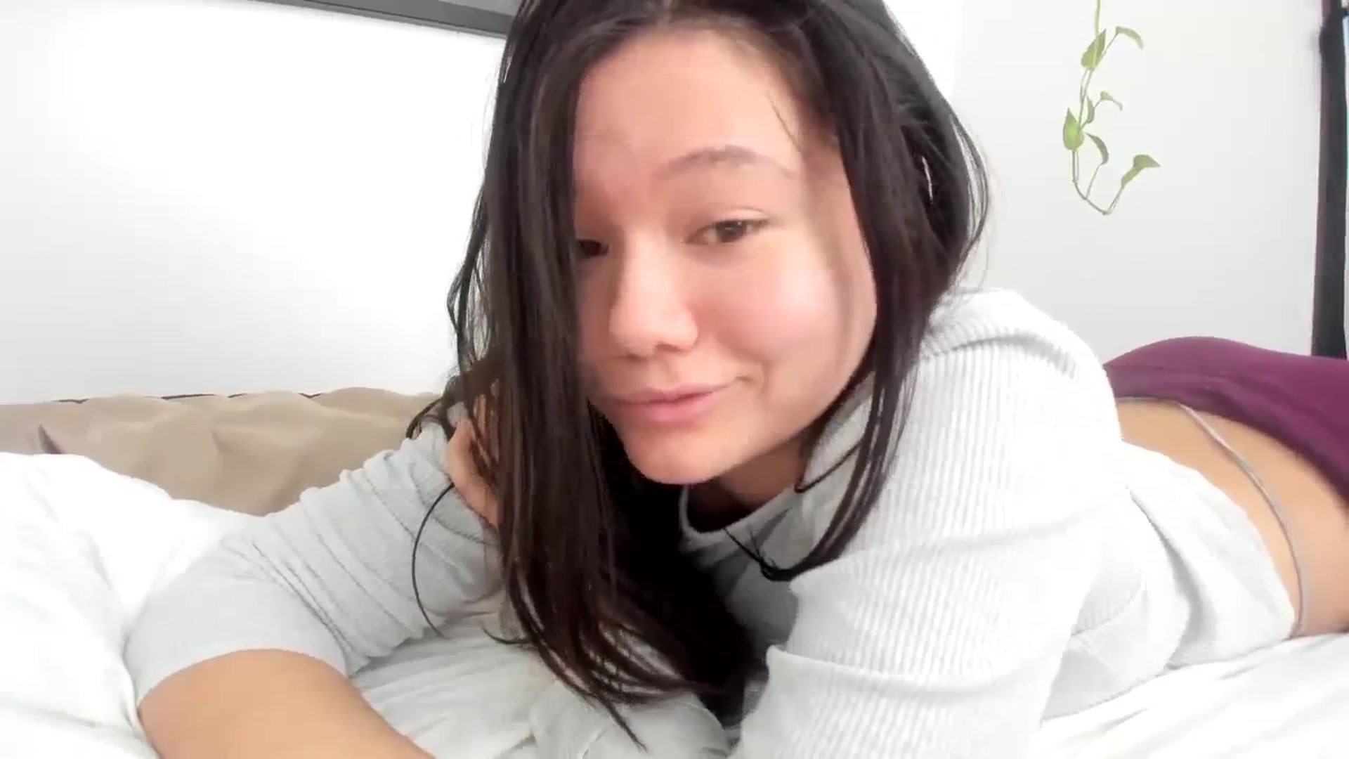Gallery image thumbnail from imava's myfreecams stream on, 12/09/2023, 21:05 image 10 of 20