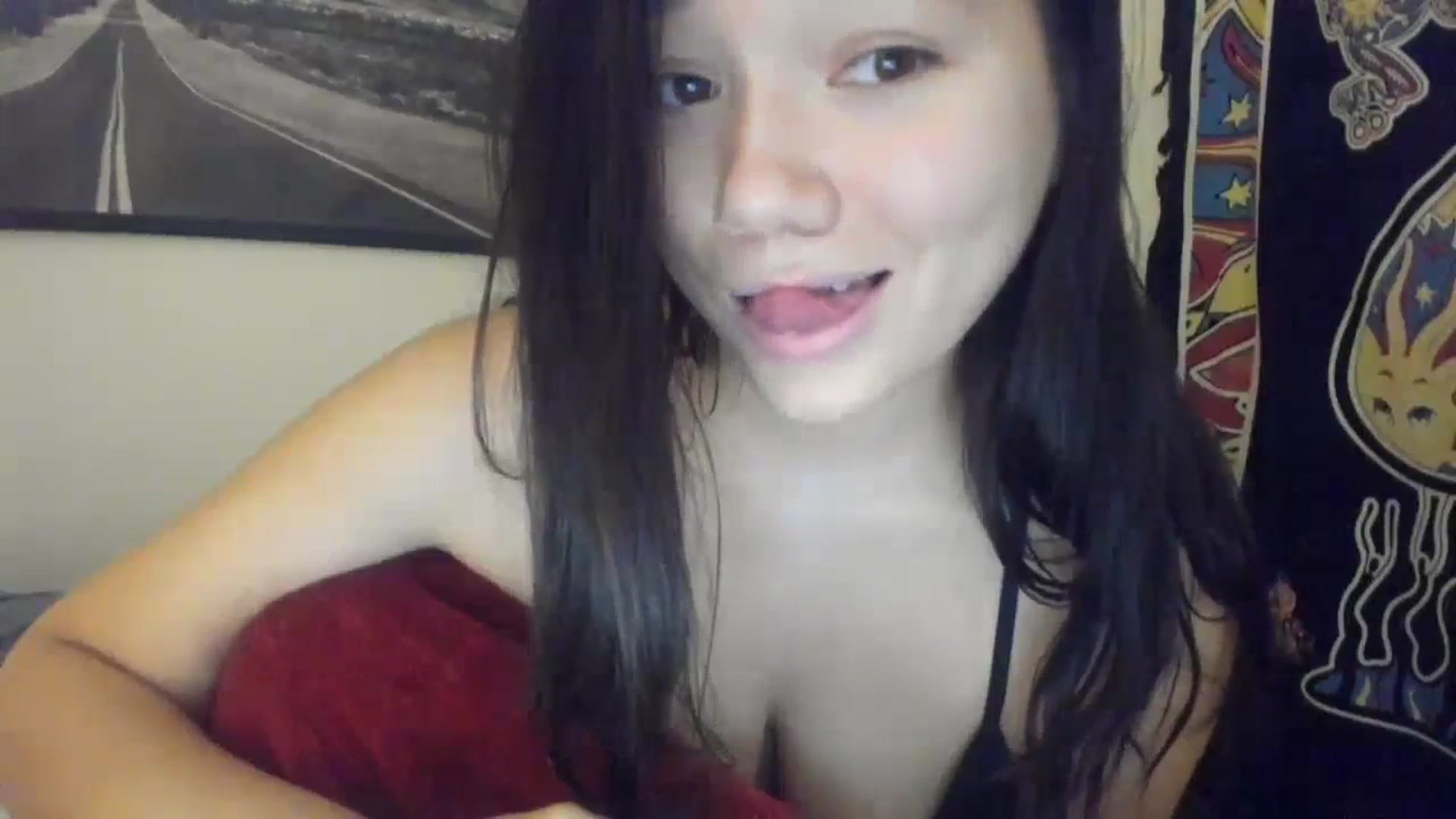 Gallery image thumbnail from imava's myfreecams stream on, 12/15/2023, 22:30 image 2 of 20