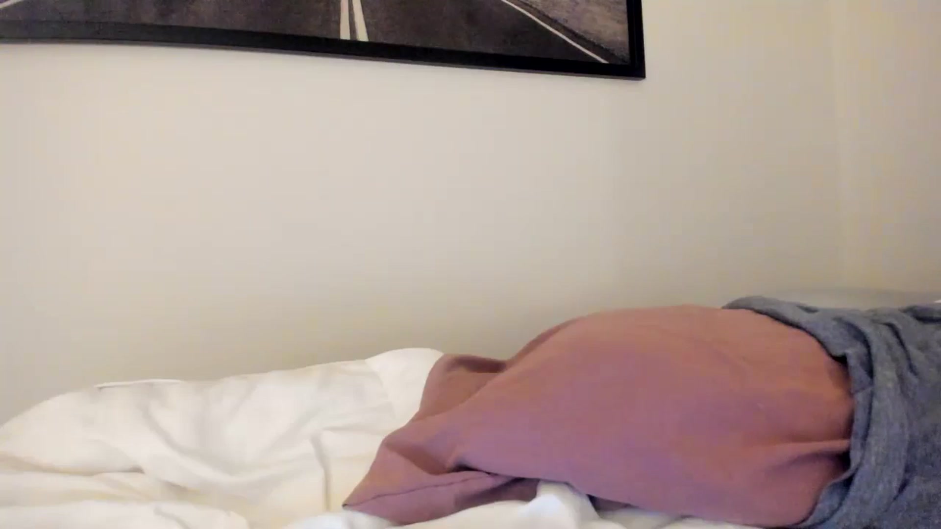 Gallery image thumbnail from imava's myfreecams stream on, 12/17/2023, 02:47 image 17 of 20