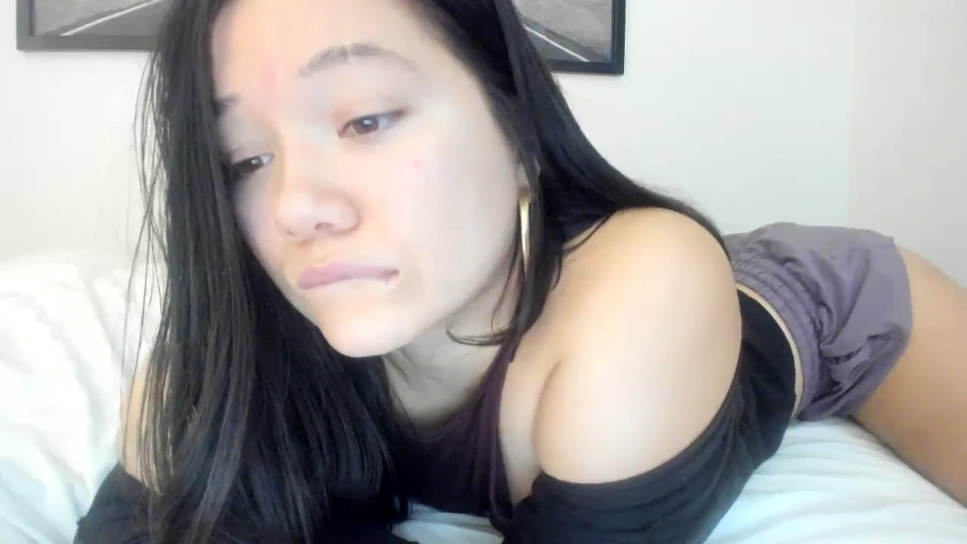Gallery image thumbnail from imava's myfreecams stream on, 12/17/2023, 20:54 image 18 of 20