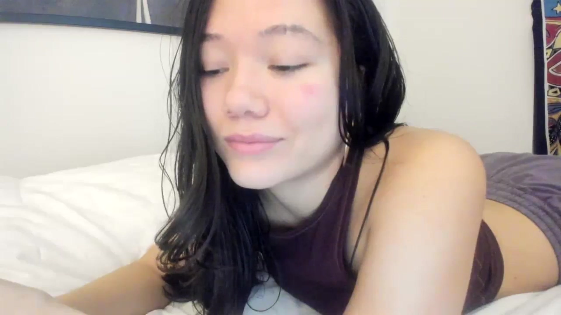Gallery image thumbnail from imava's myfreecams stream on, 12/17/2023, 20:54 image 2 of 20