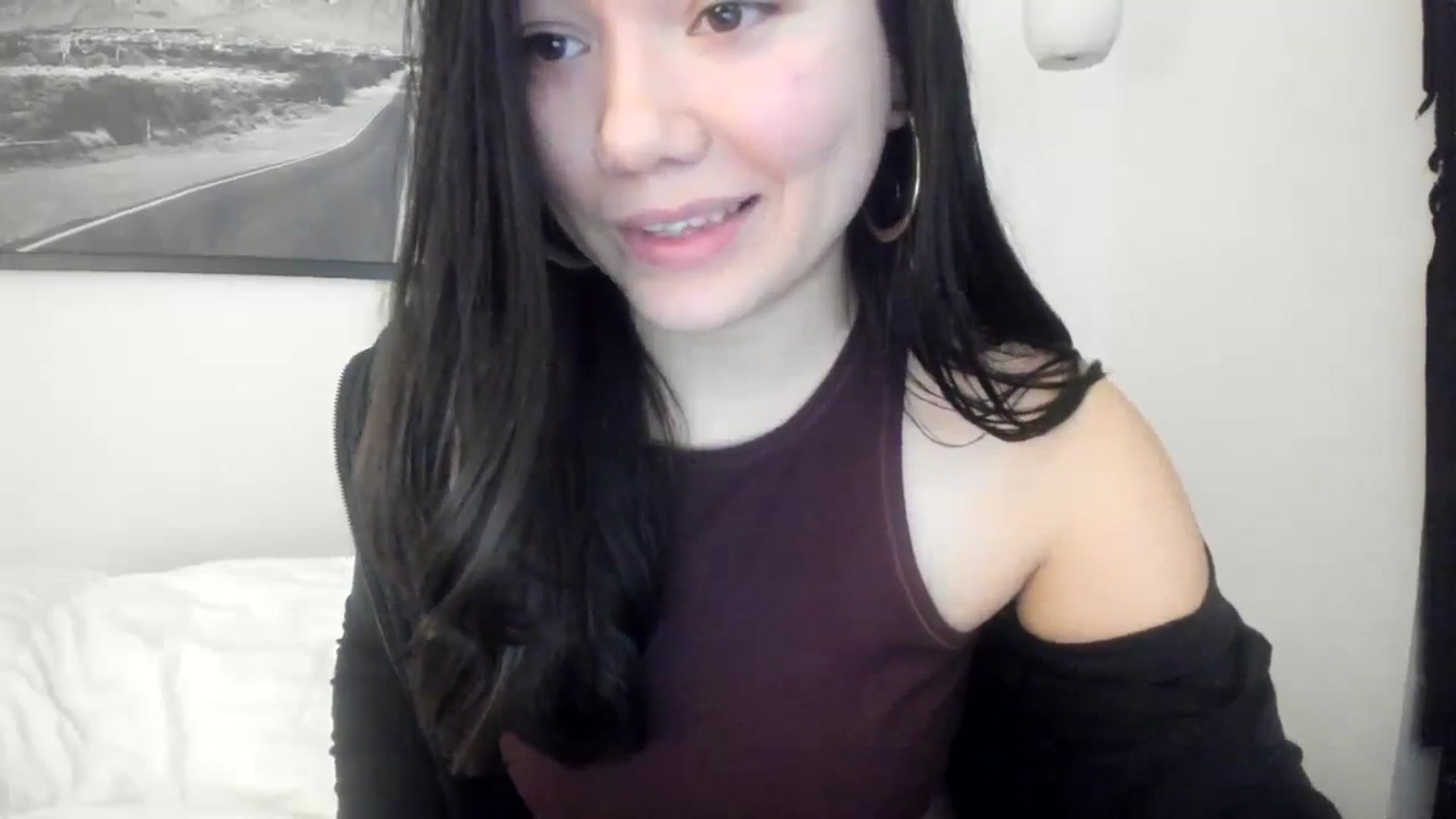Gallery image thumbnail from imava's myfreecams stream on, 12/17/2023, 20:54 image 13 of 20