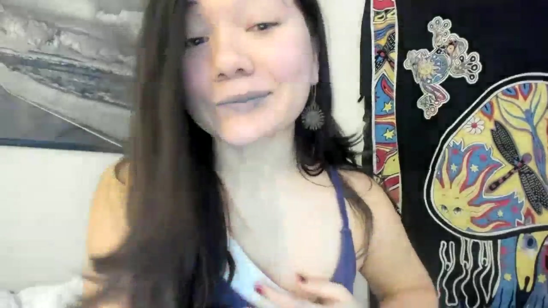 Gallery image thumbnail from imava's myfreecams stream on, 01/01/2024, 21:48 image 15 of 20