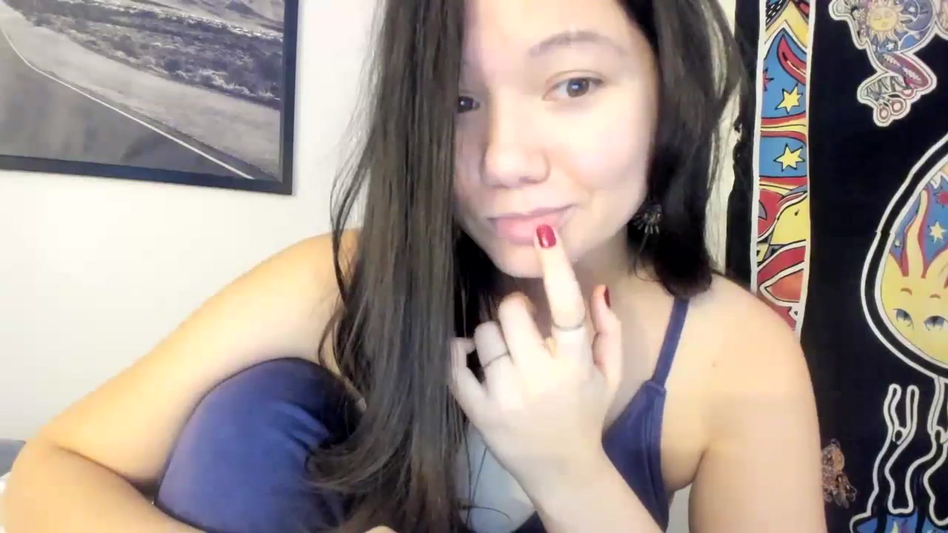 Gallery image thumbnail from imava's myfreecams stream on, 01/02/2024, 24:01 image 8 of 20