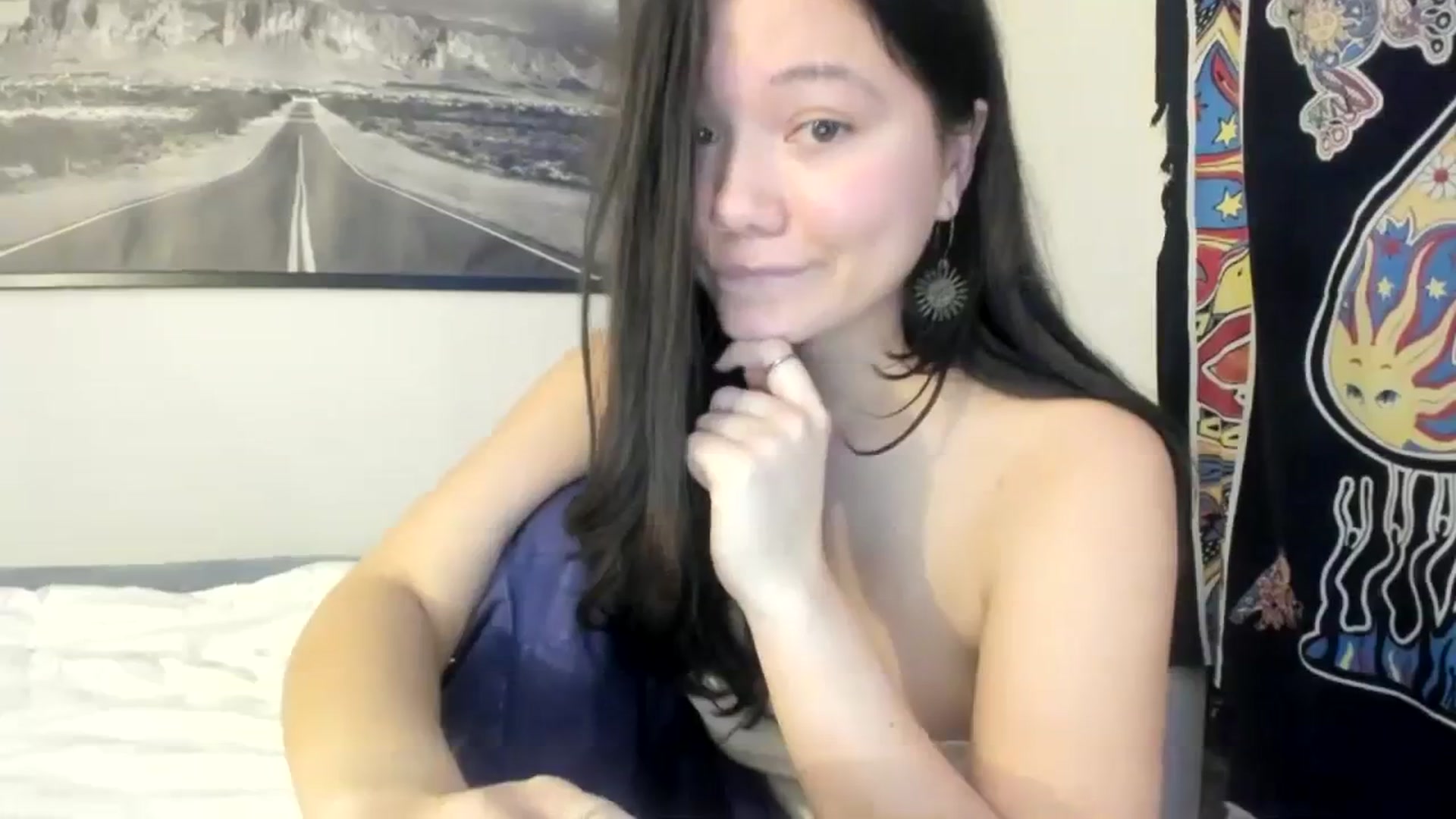 Gallery image thumbnail from imava's myfreecams stream on, 01/02/2024, 24:01 image 20 of 20